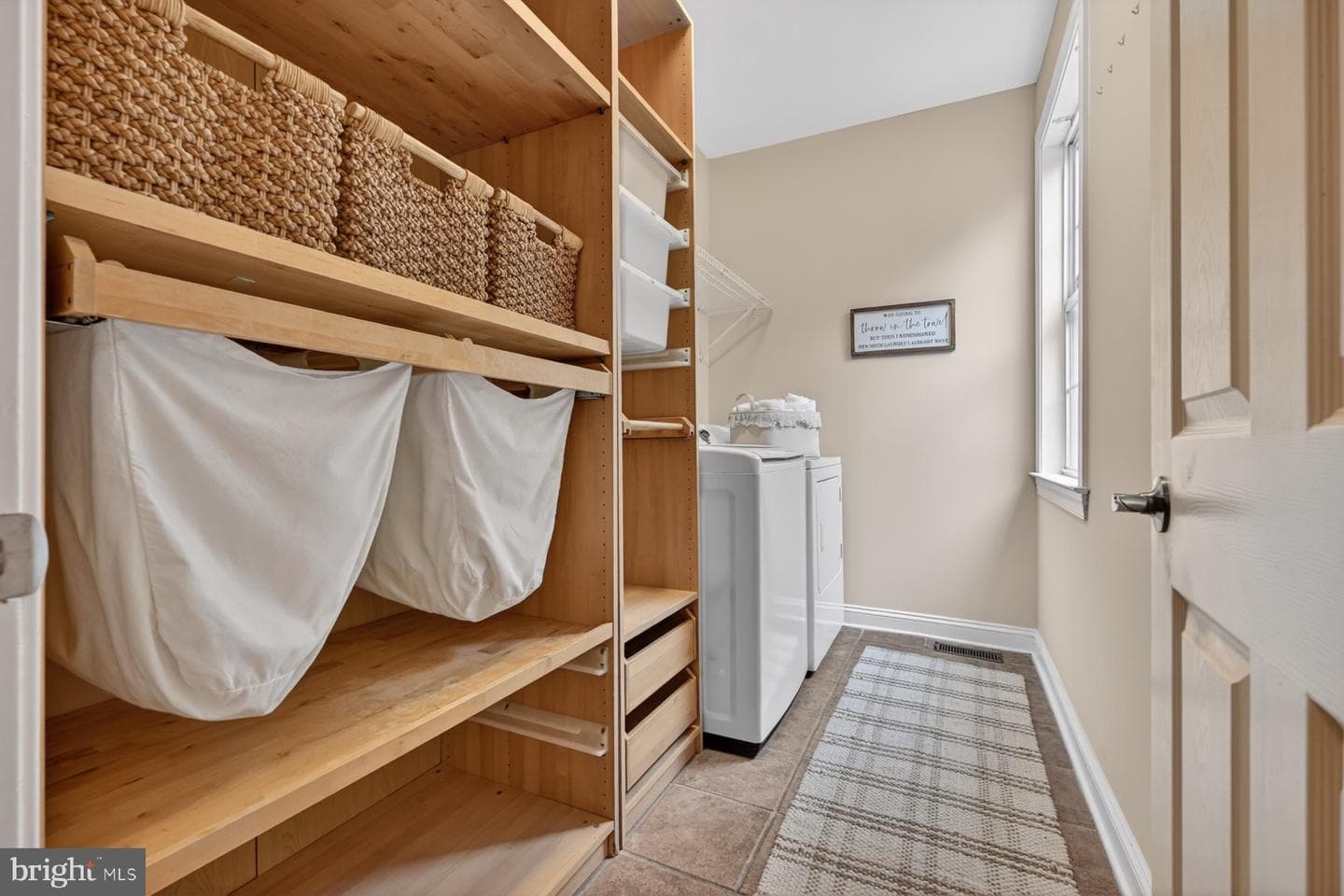 9 Sewall Court photo 32