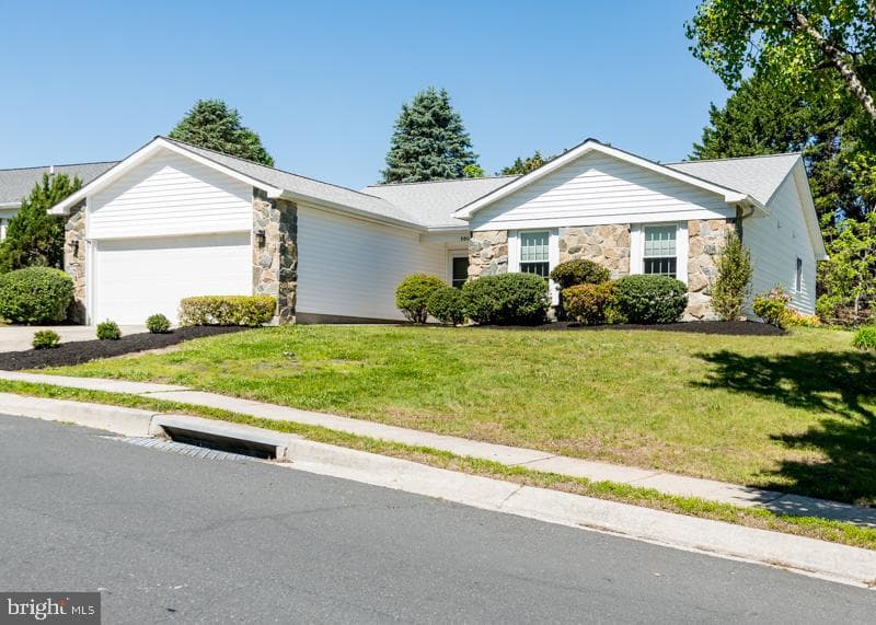 860 Boatswain Way photo 3