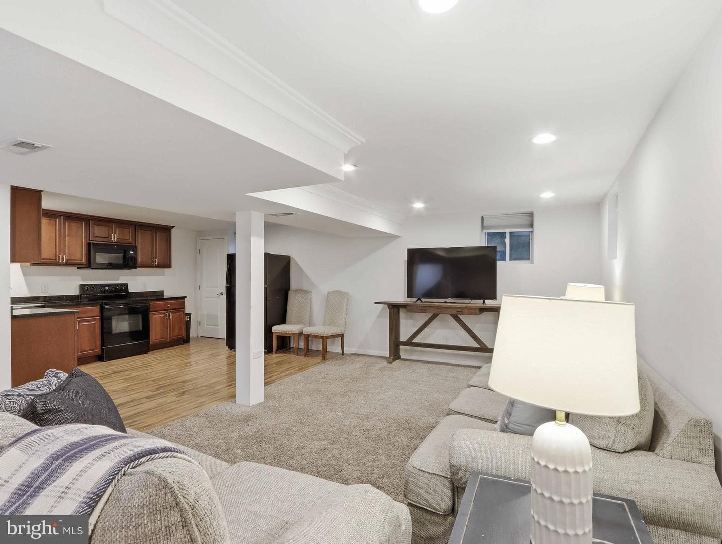 380 Sheffield Road photo 18