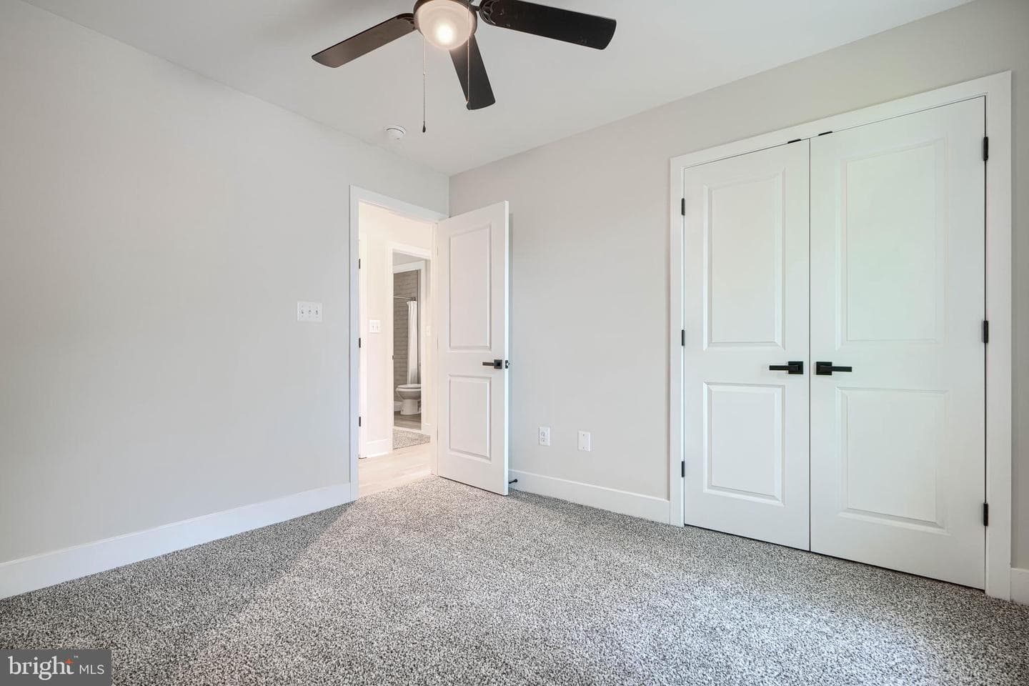 21 Jackson Avenue photo 34
