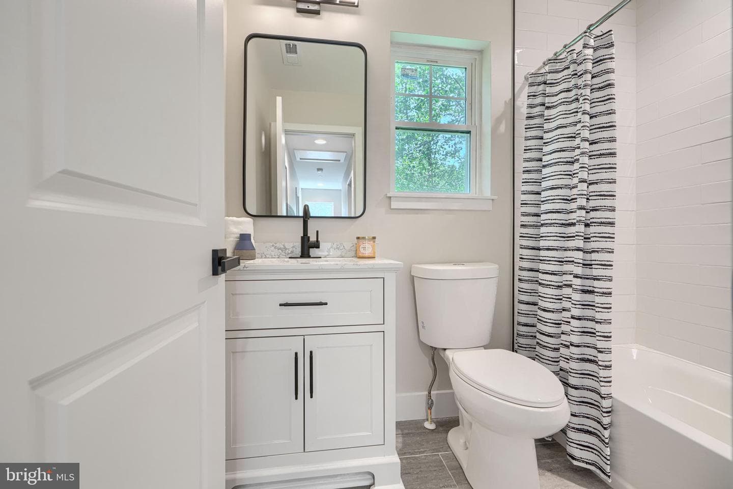 21 Jackson Avenue photo 41
