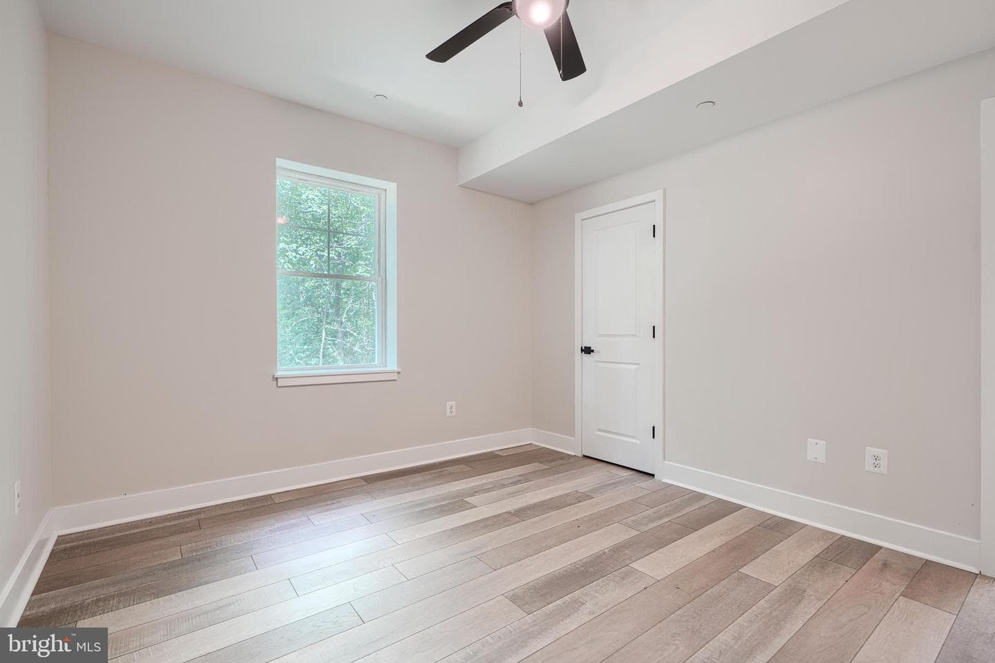 21 Jackson Avenue photo 52