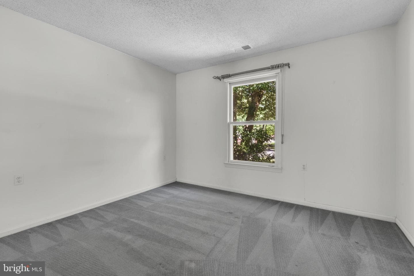 852 Woodmont Road photo 33