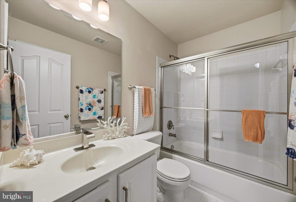 305 Howards Trust Ct photo 29
