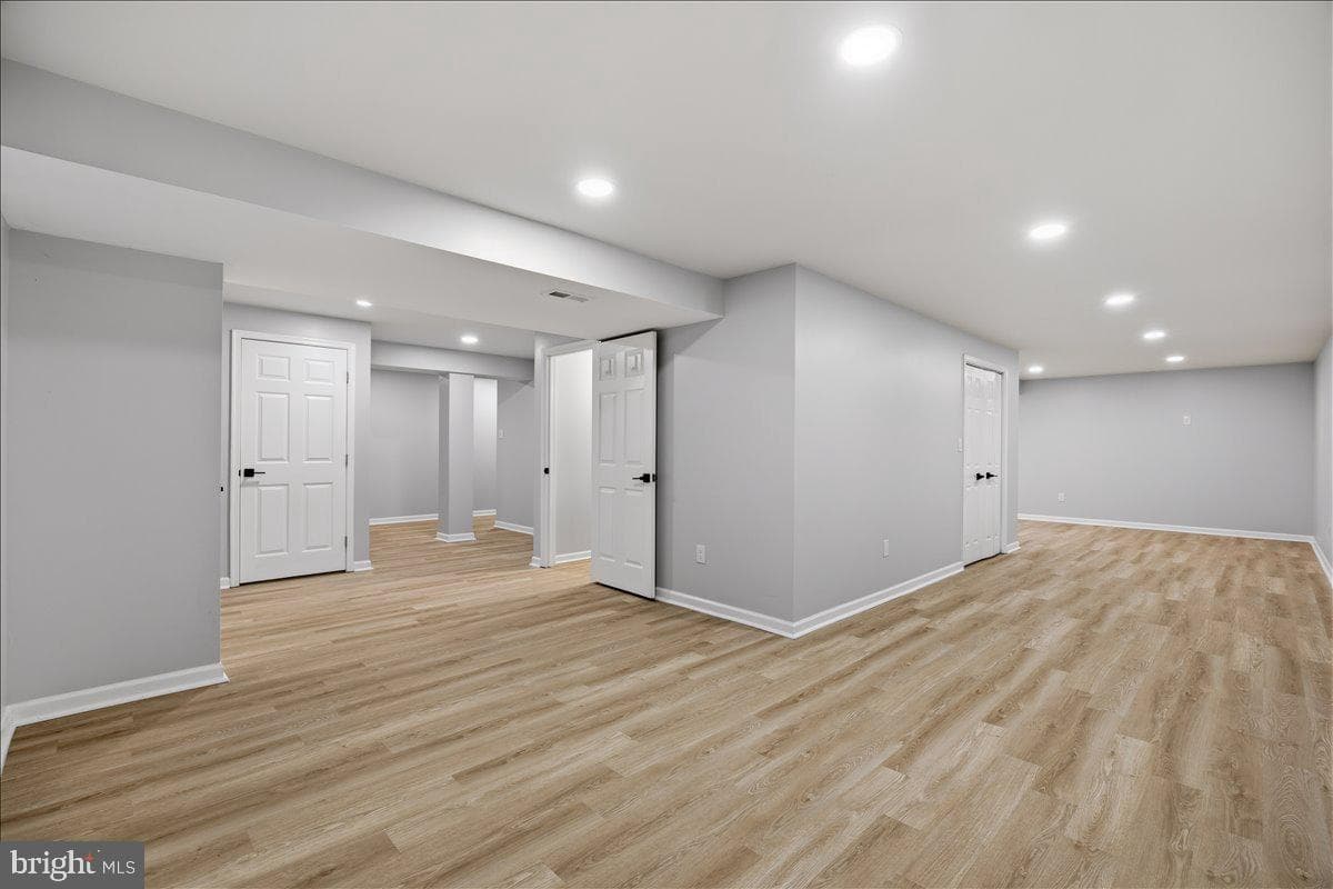 305 Howards Trust Ct photo 46
