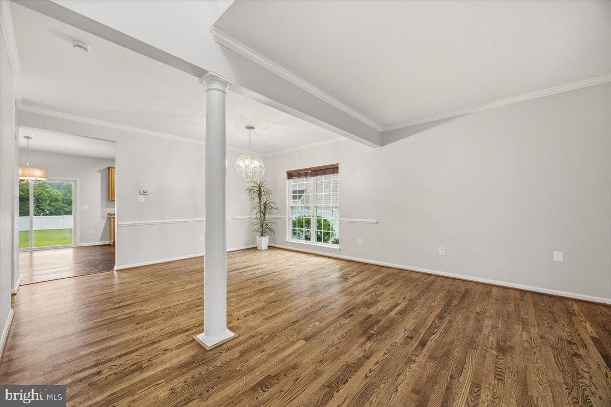 305 Howards Trust Ct photo 6