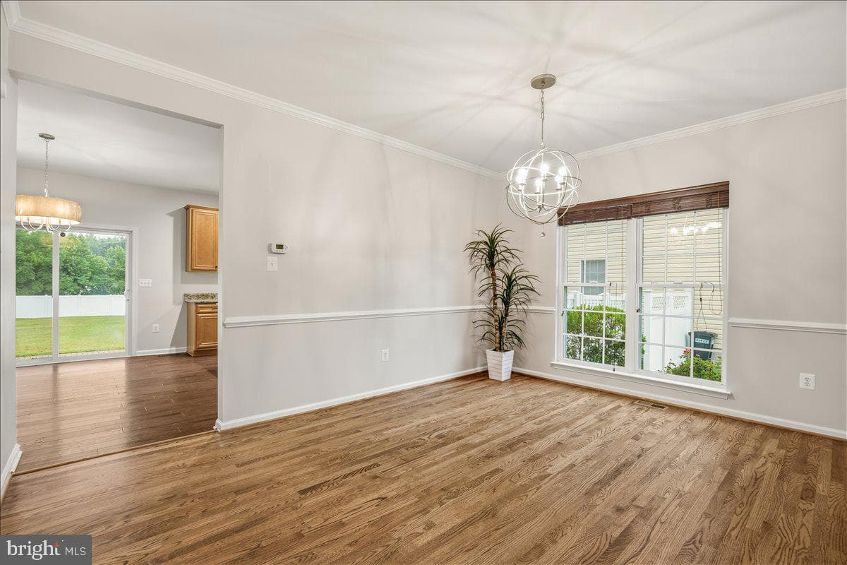 305 Howards Trust Ct photo 9