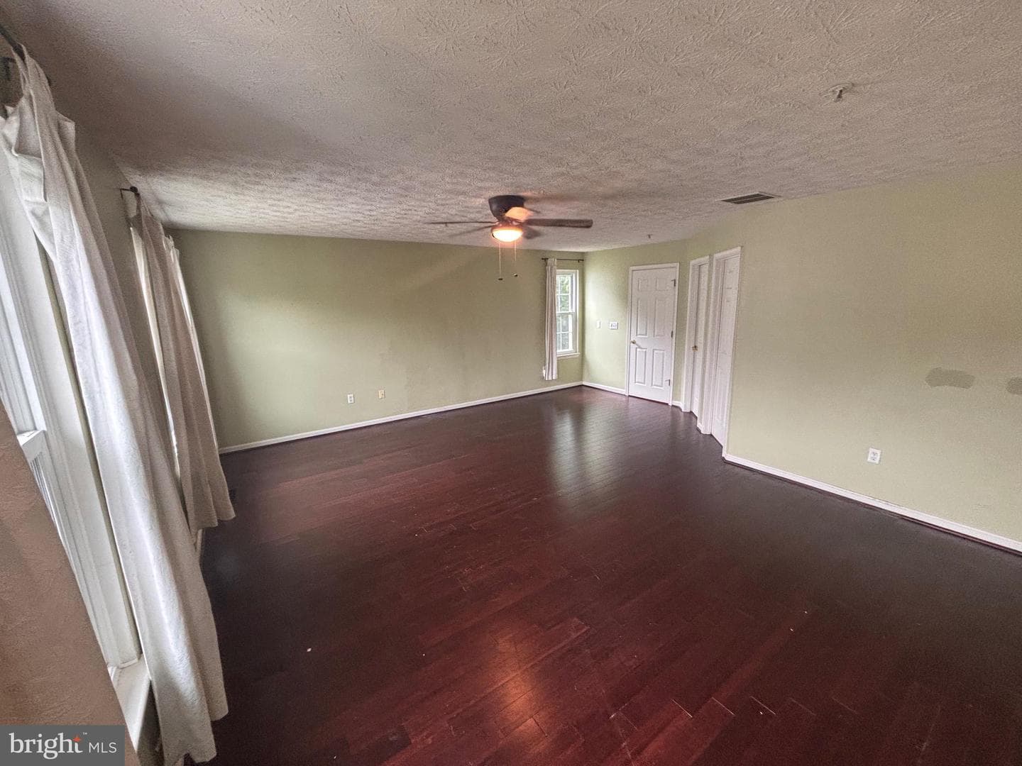 20 F Ironstone #20 F photo 32