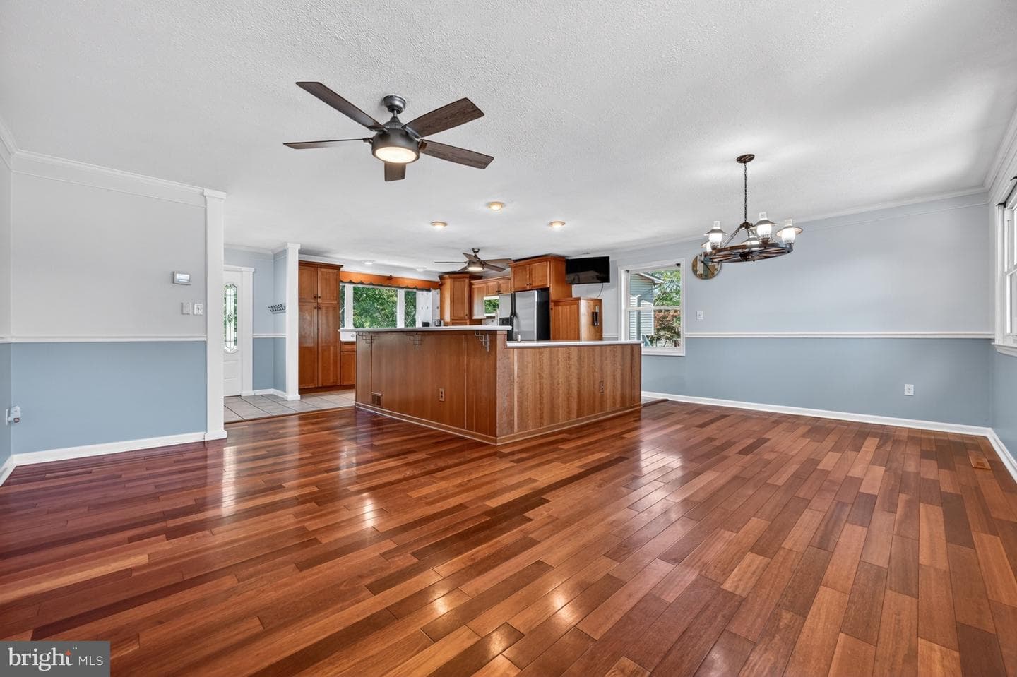422 Ridgeview Court photo 18