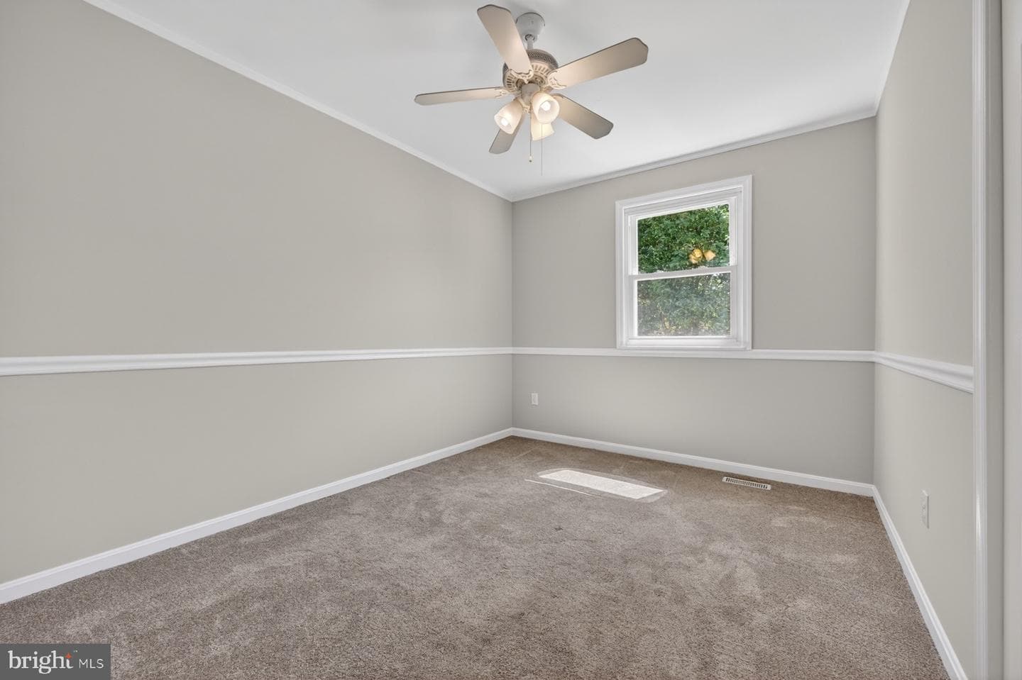 422 Ridgeview Court photo 28