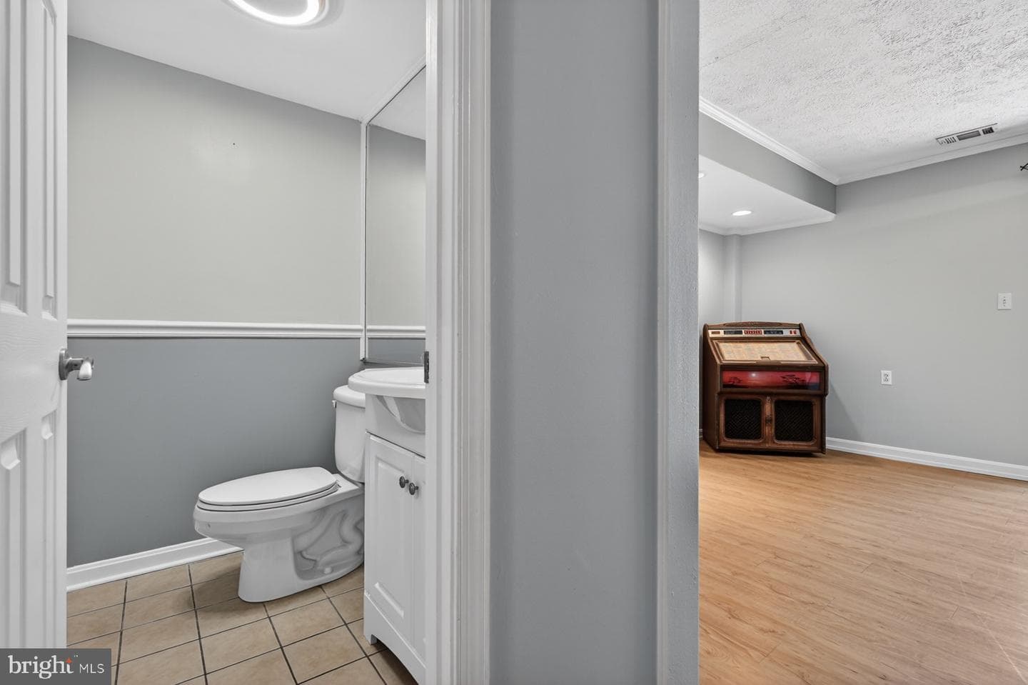 422 Ridgeview Court photo 36