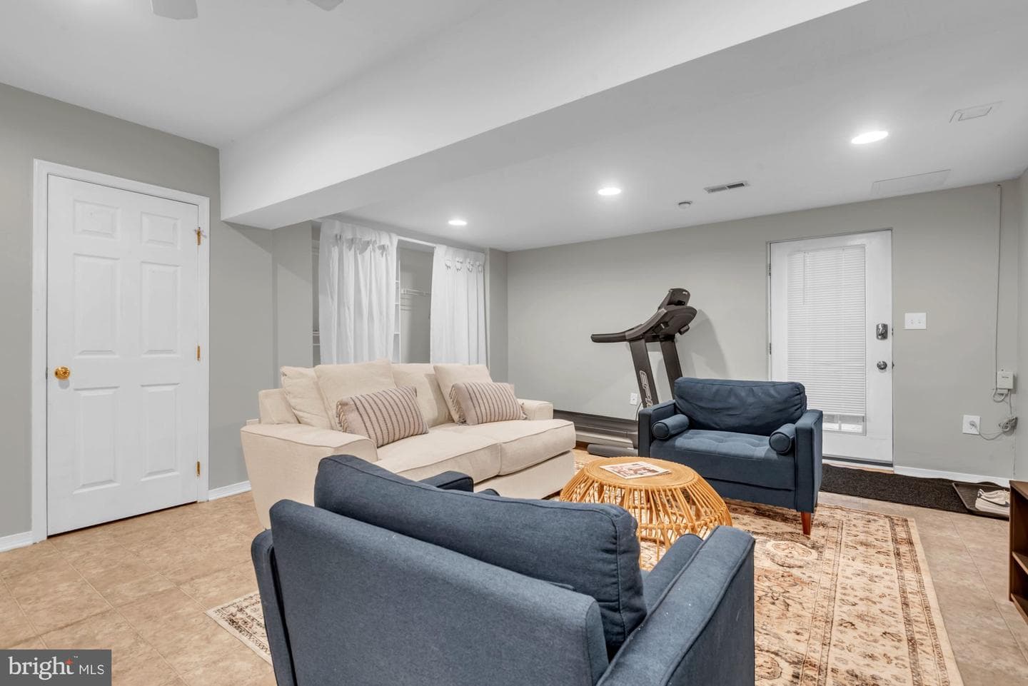 472 Laurel Valley Court photo 21