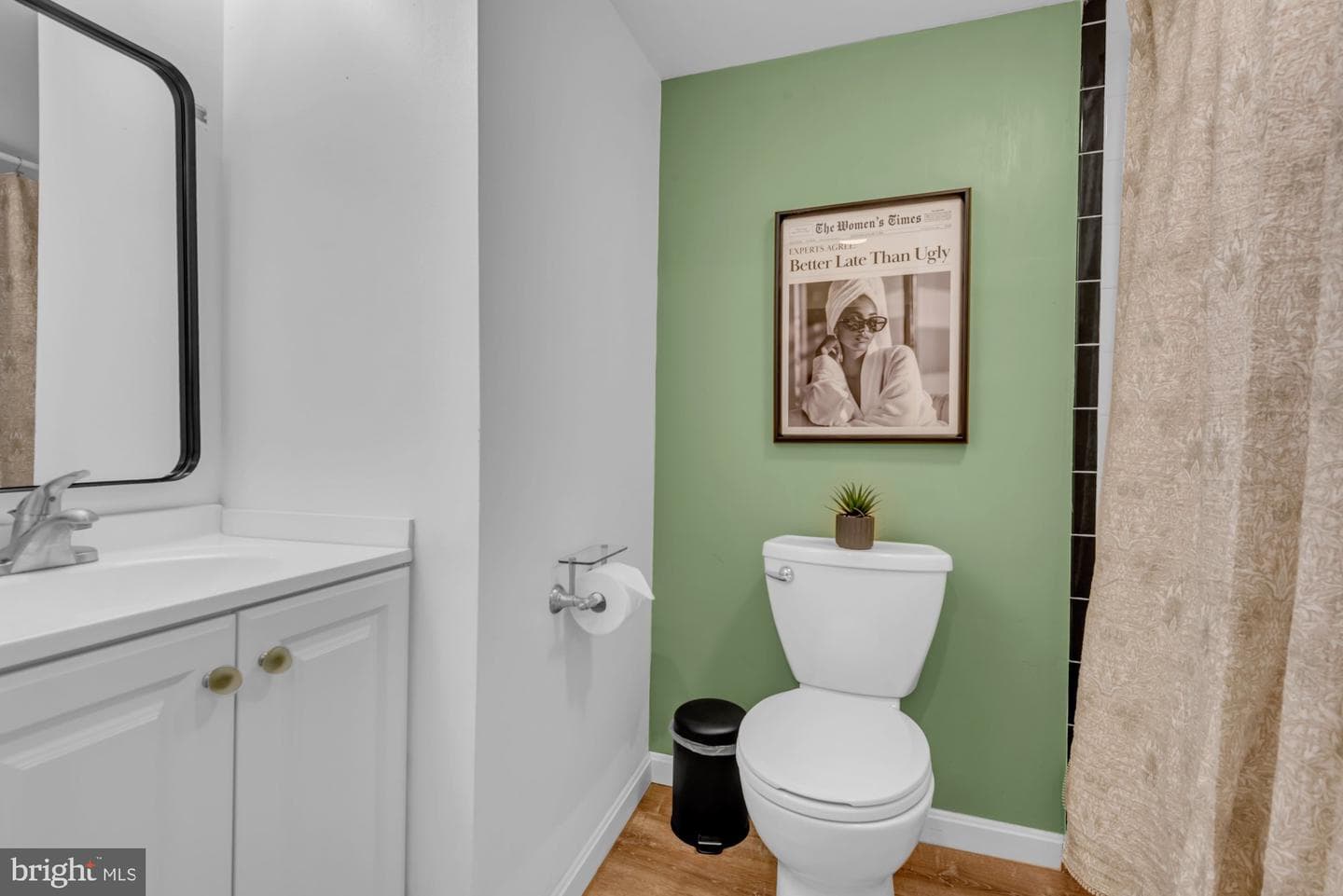 472 Laurel Valley Court photo 24