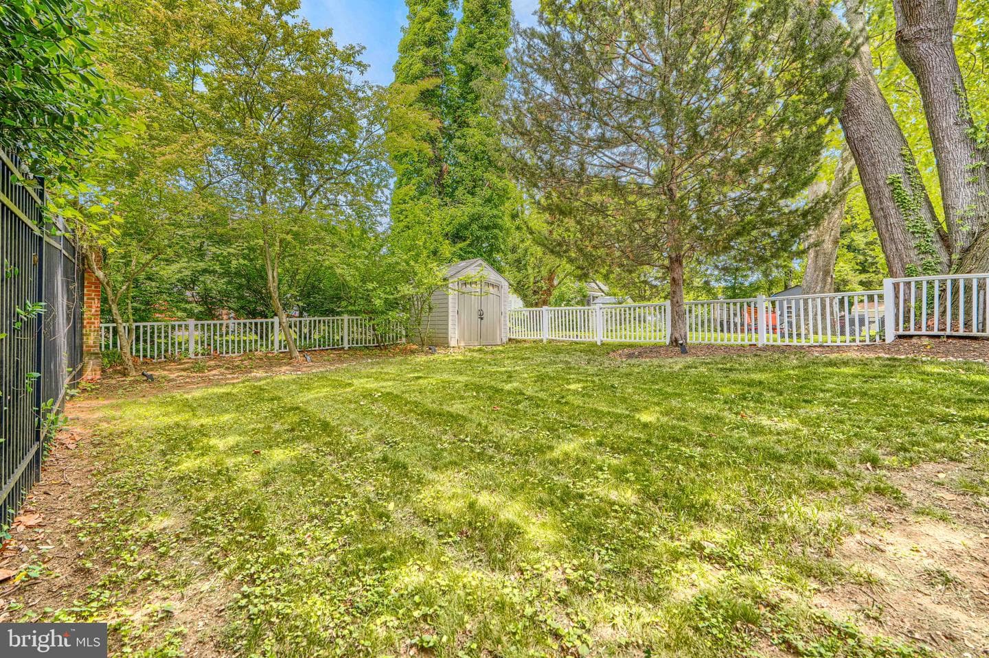 926 Central Street photo 56
