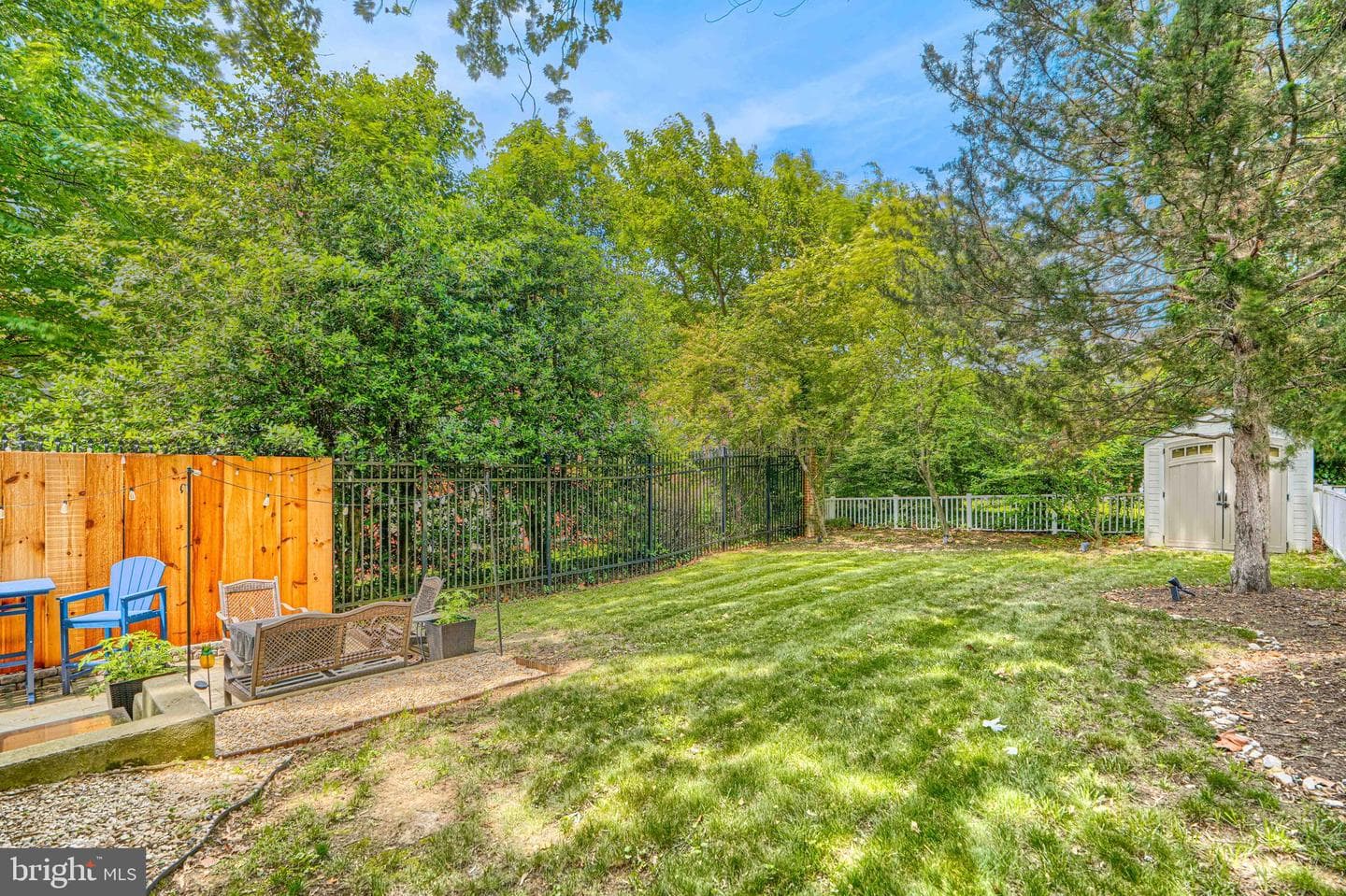 926 Central Street photo 59