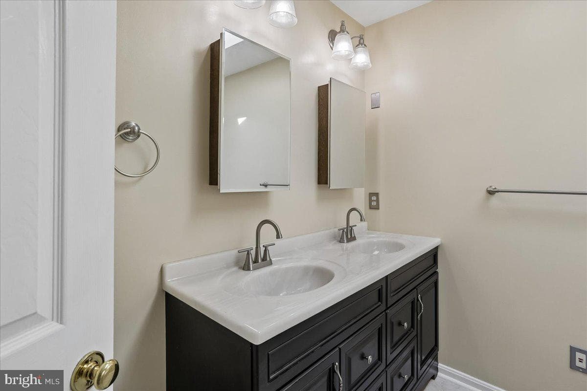 1303 Hill Born Drive photo 16
