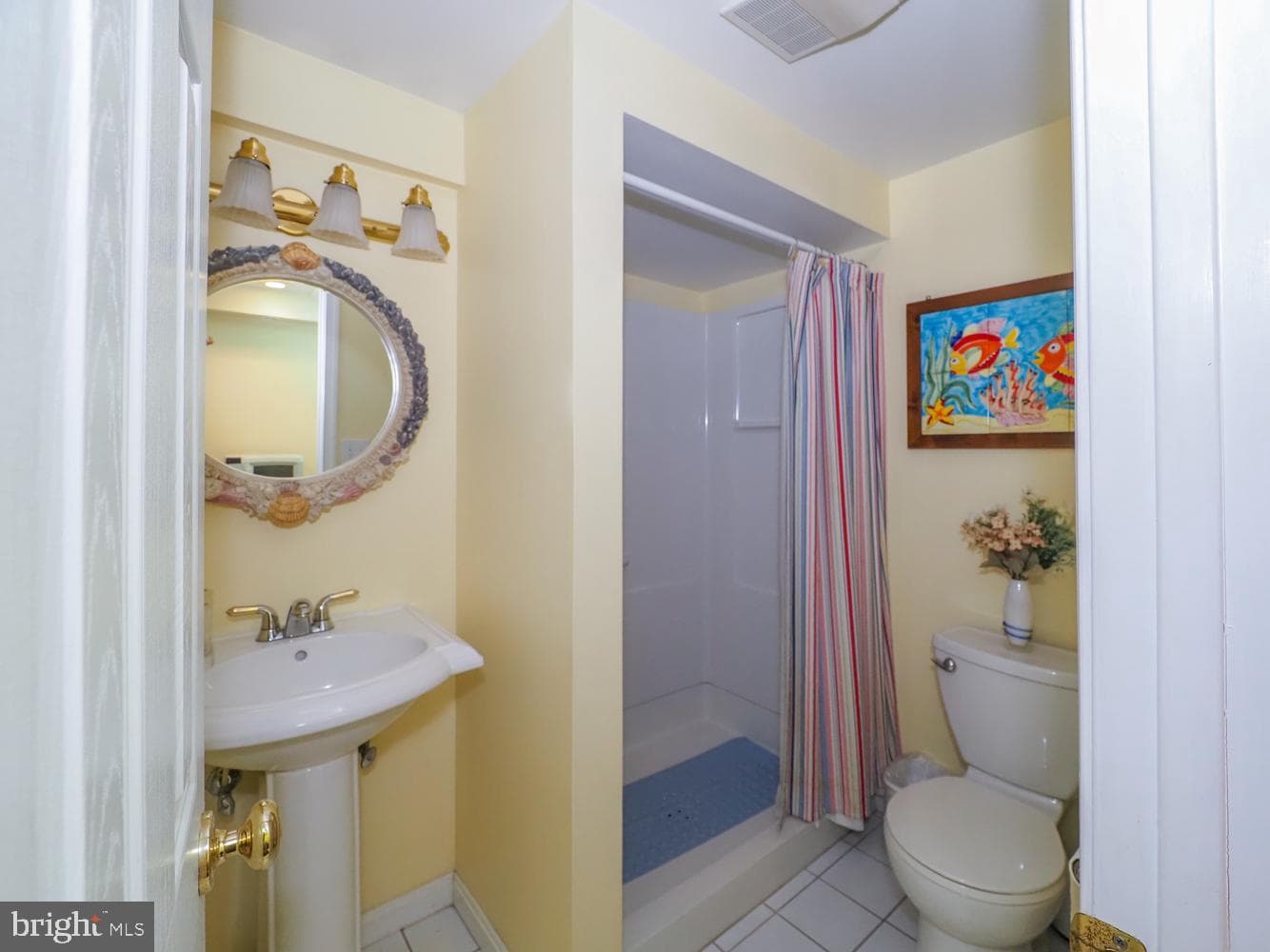 2644 Queen Anne Circle photo 17