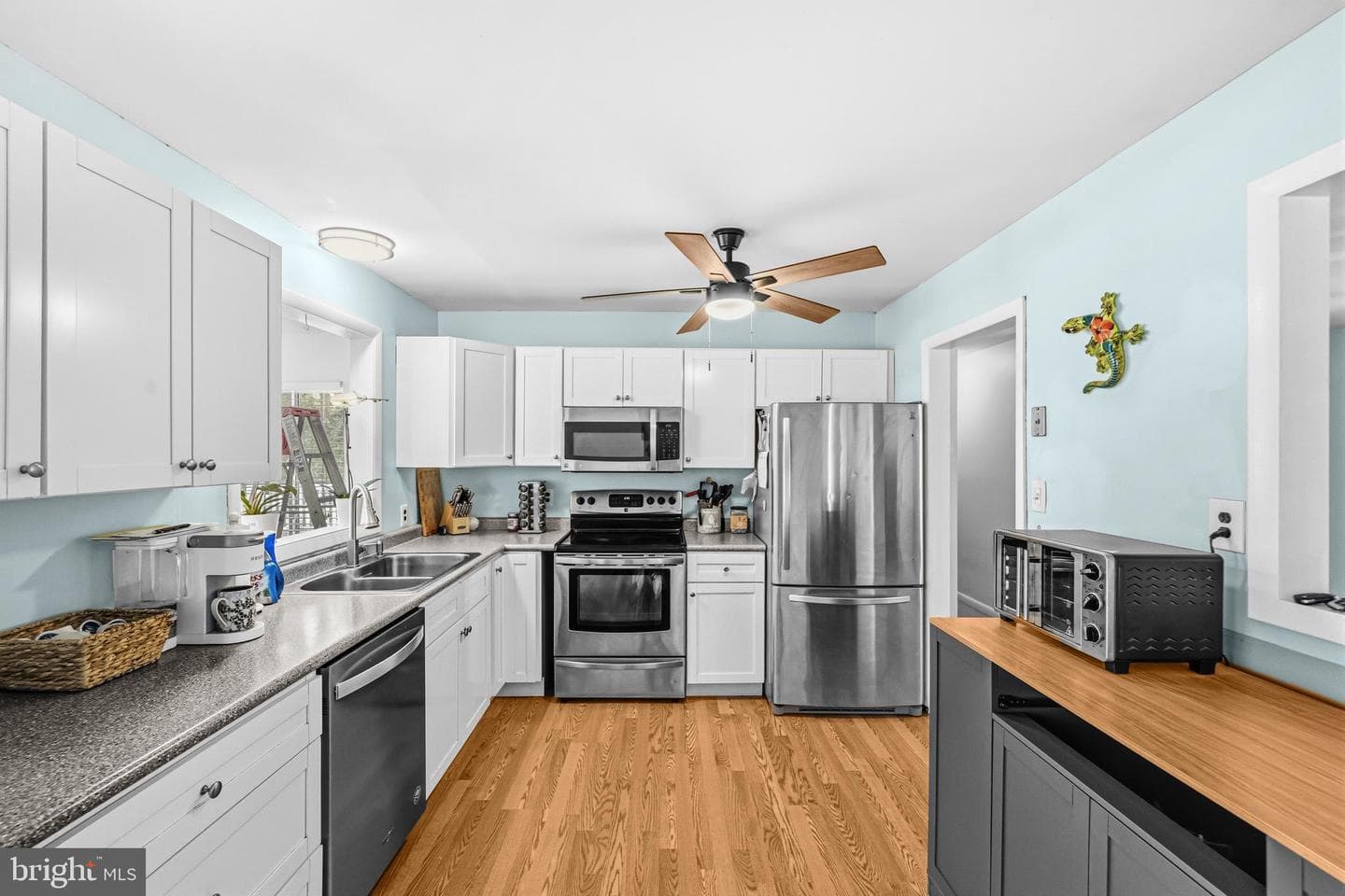 1115 Skyway Drive photo 9
