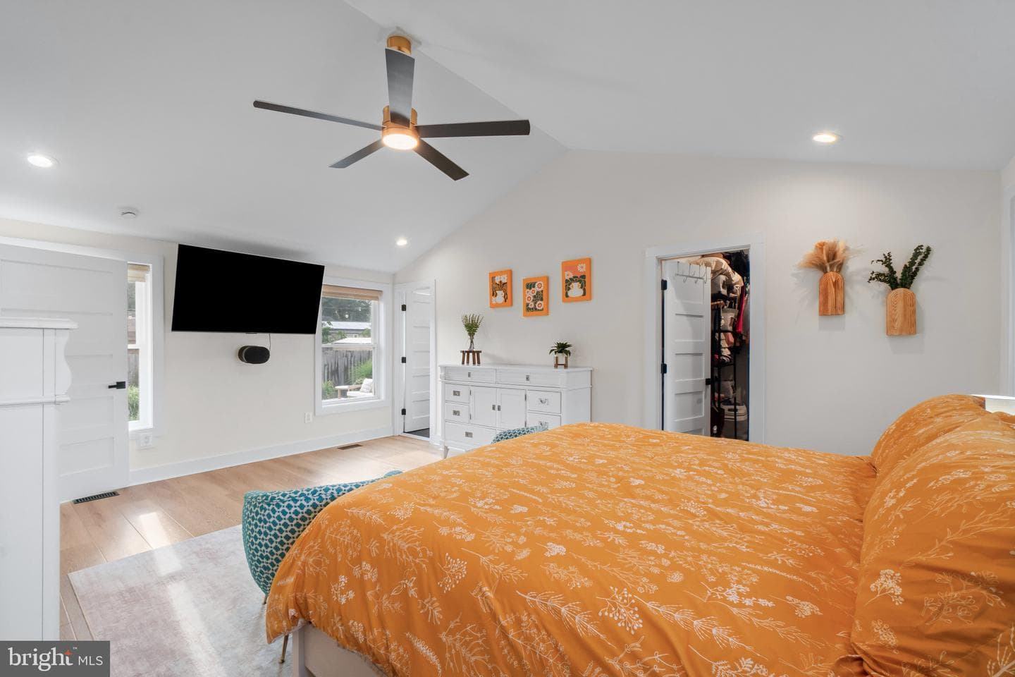 428 Royal Beach Road photo 16