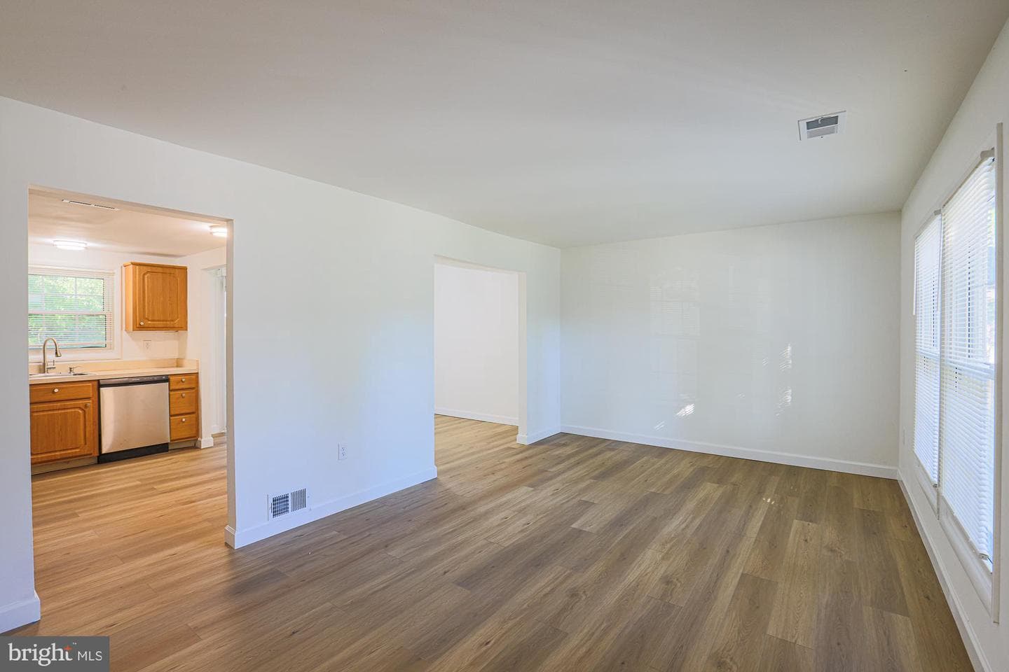 1327 Farrara Drive photo 6