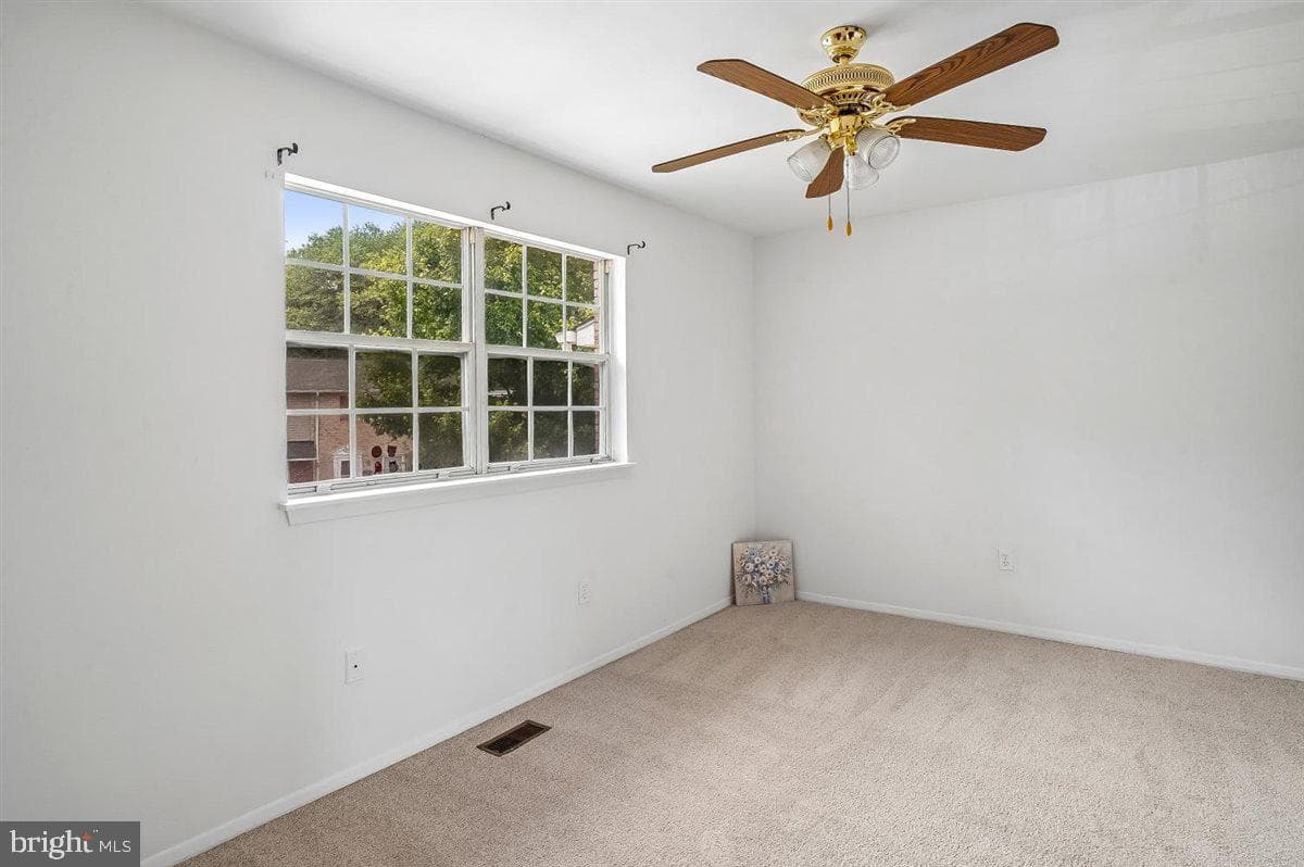 122 Merryman Court photo 19