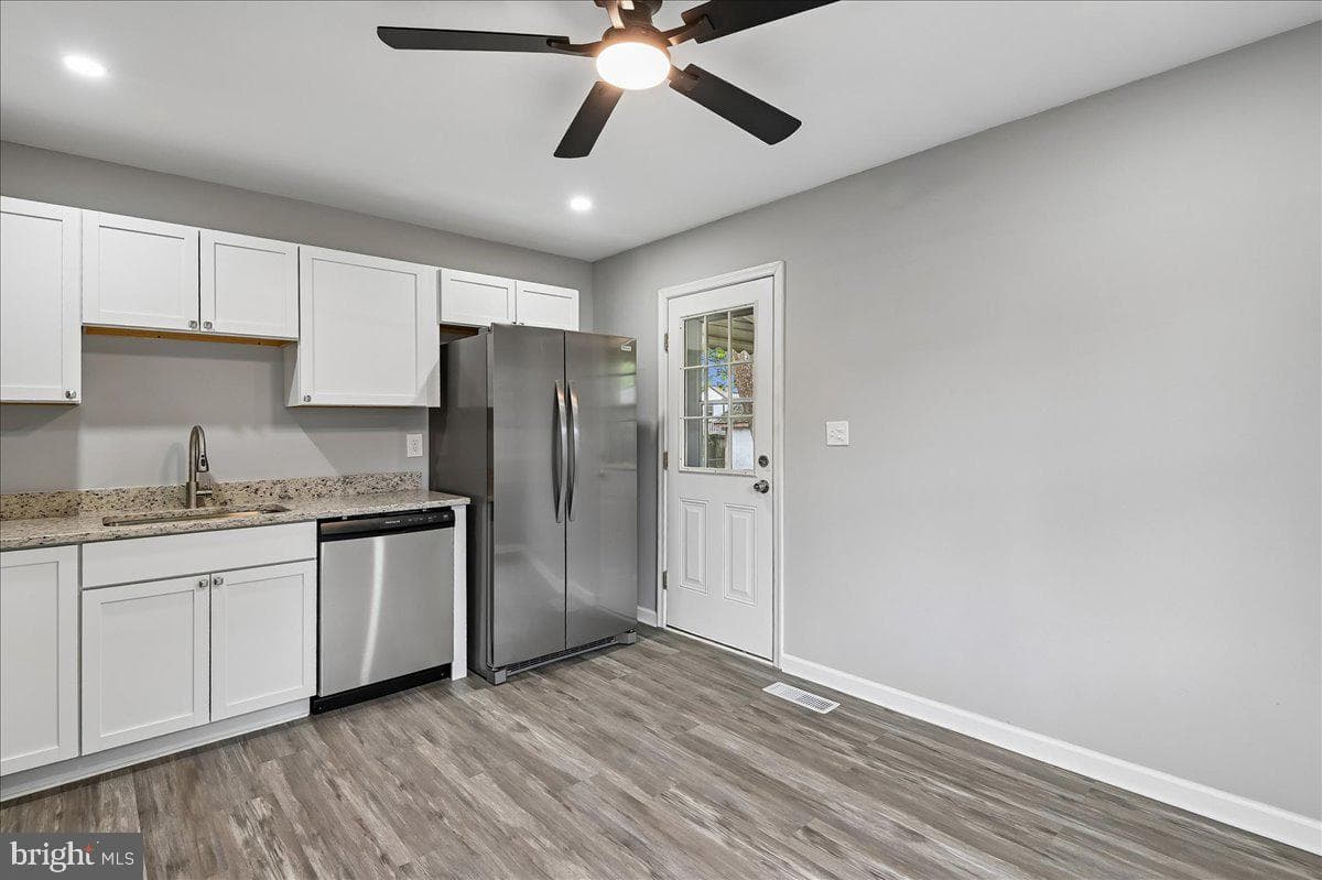 1015 Dumbarton Rd photo 11