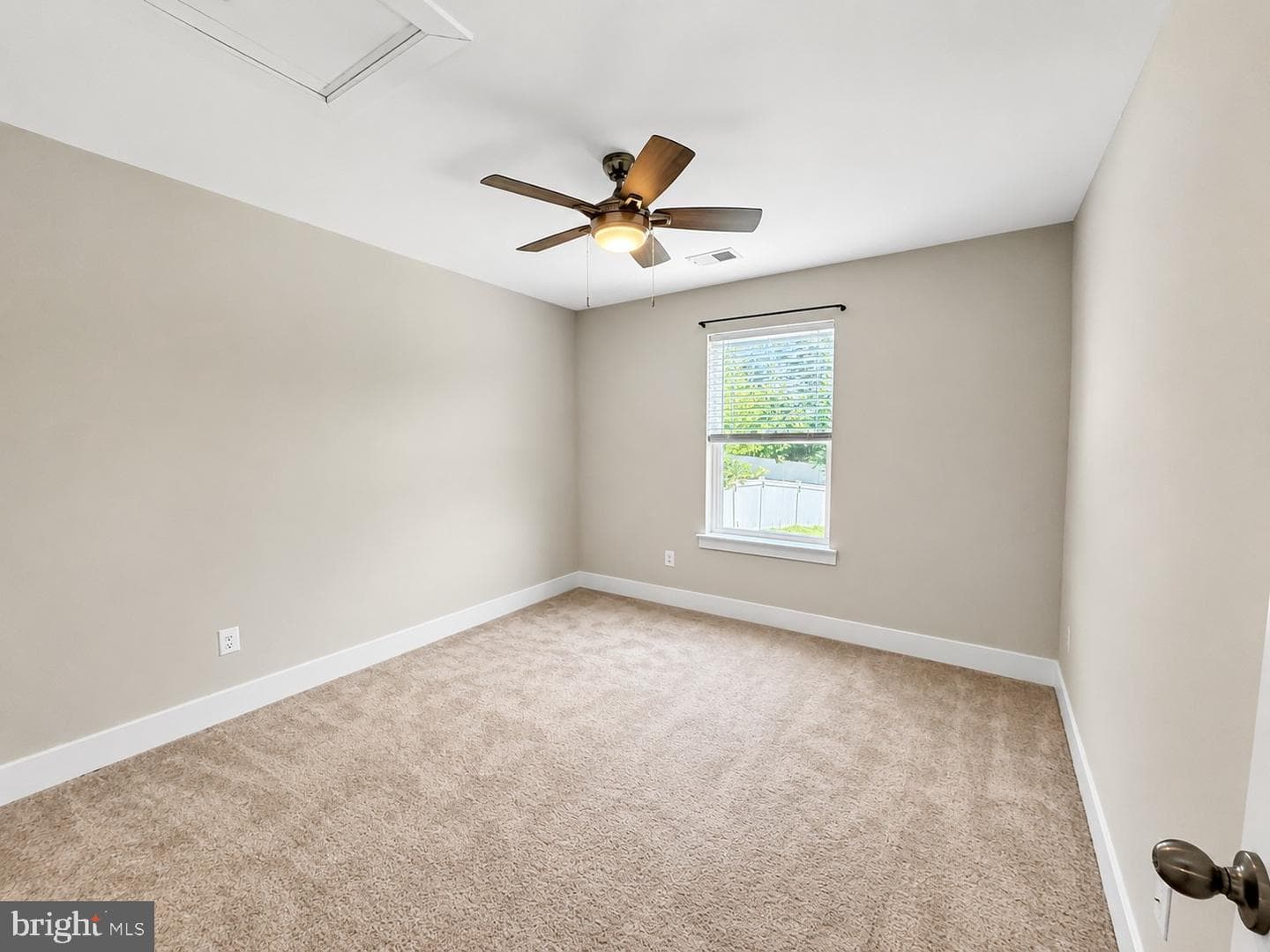 5707 Lowell Street photo 36
