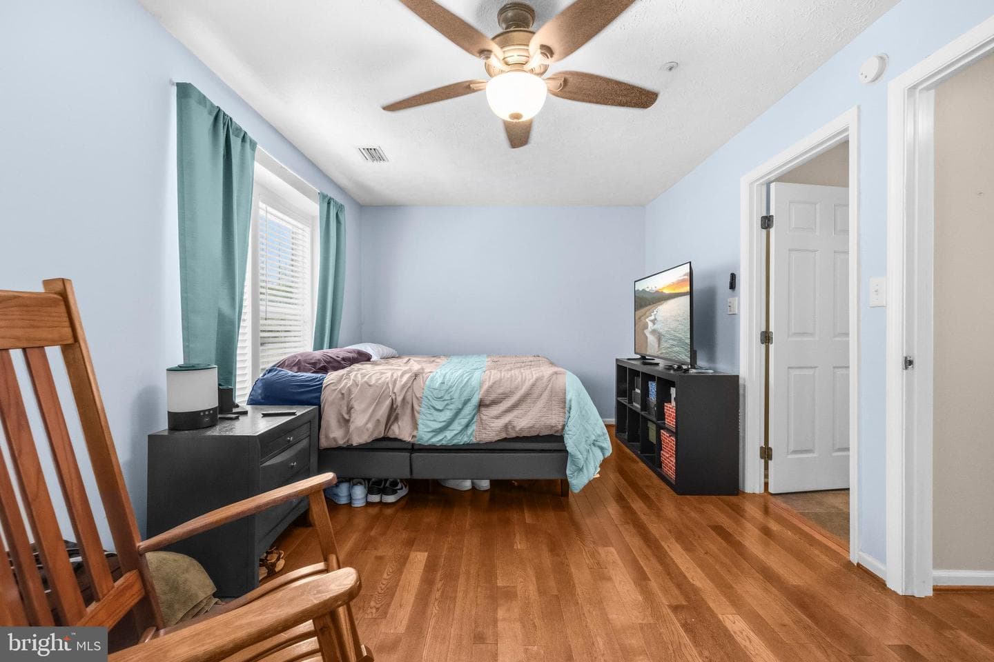 220 Foxtree Drive photo 23