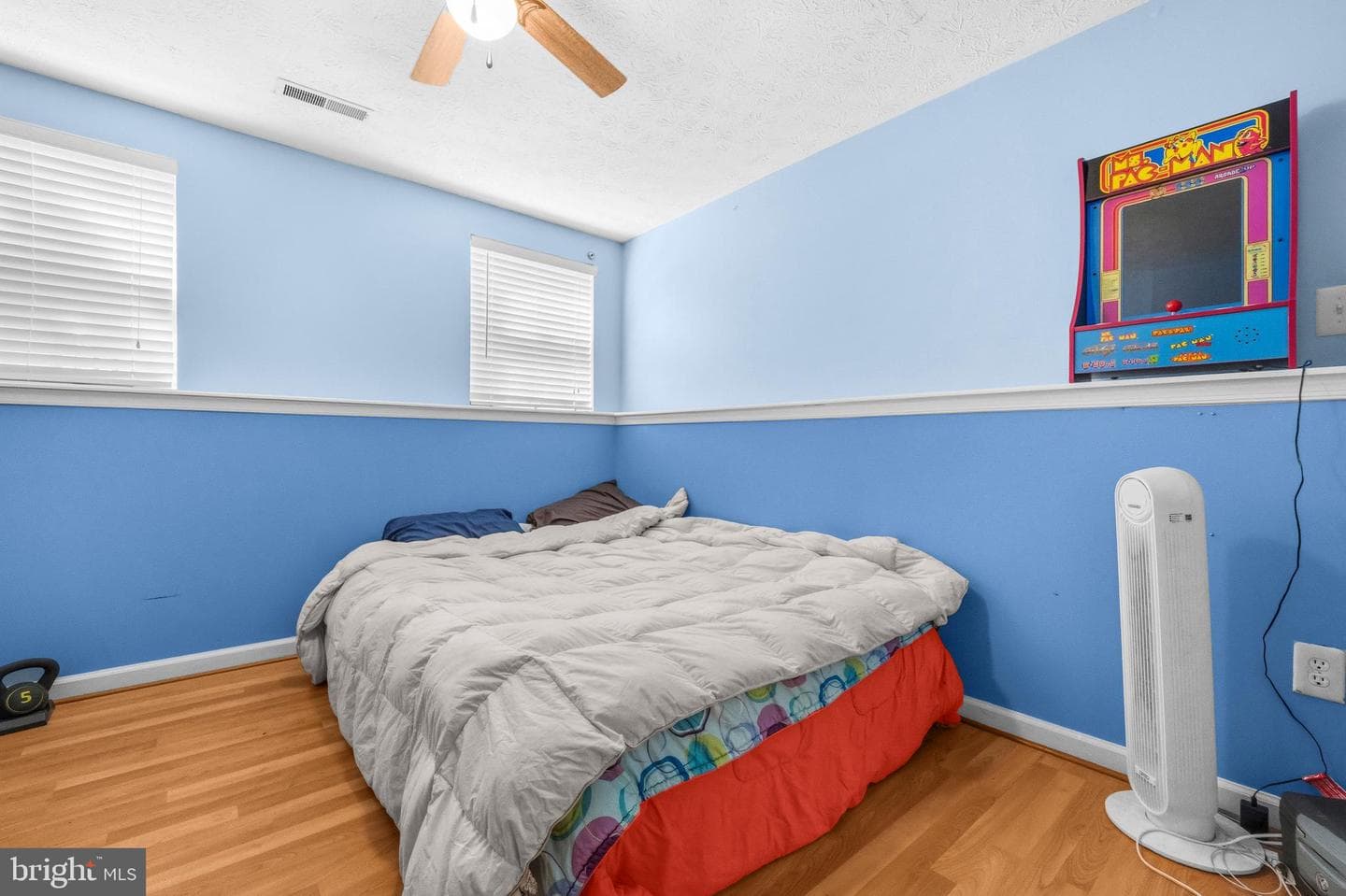 220 Foxtree Drive photo 28
