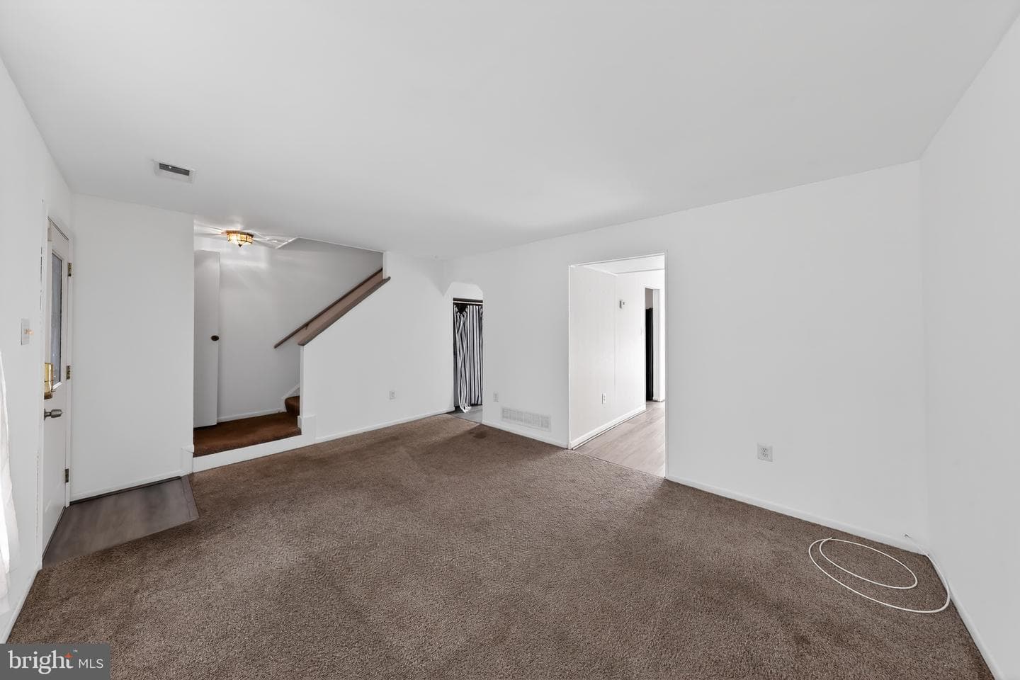 1092 Brightleaf Ct photo 3