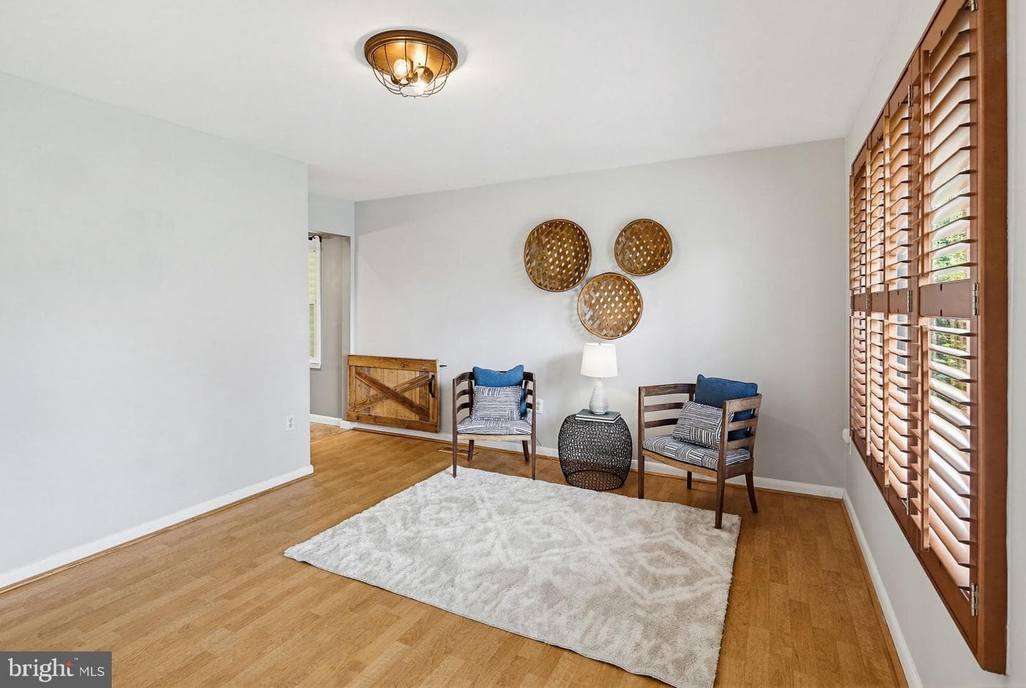 1124 Wynbrook Road photo 4