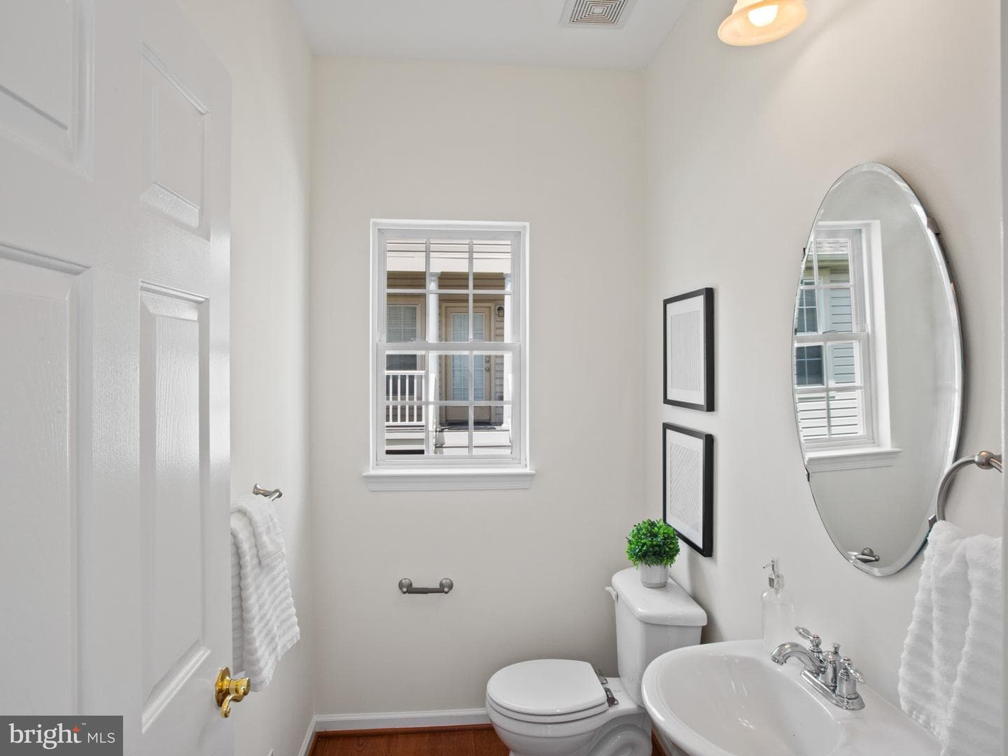 1713 Allerford Drive photo 23