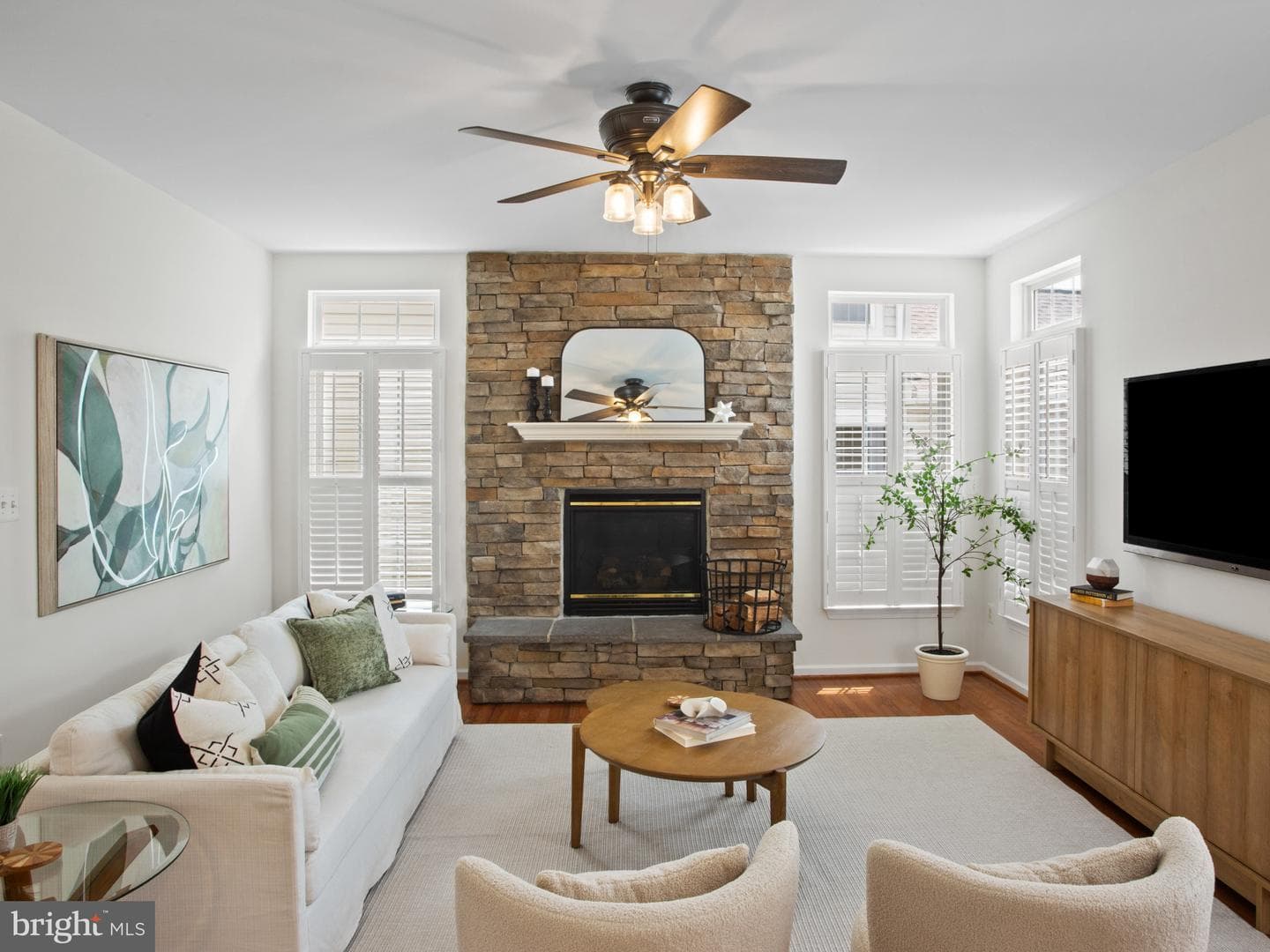 1713 Allerford Drive photo 4
