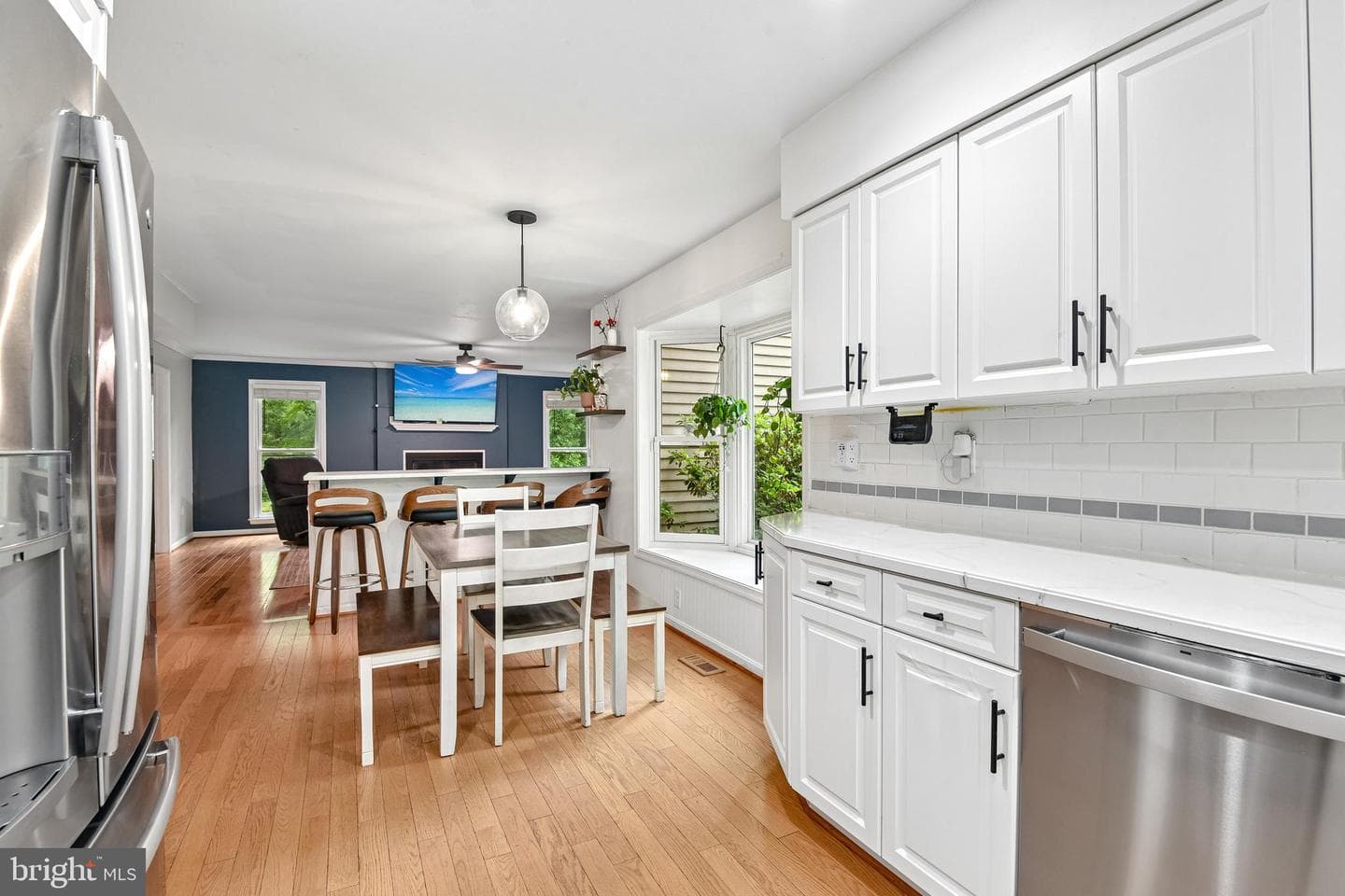 234 Ambleside Drive photo 23