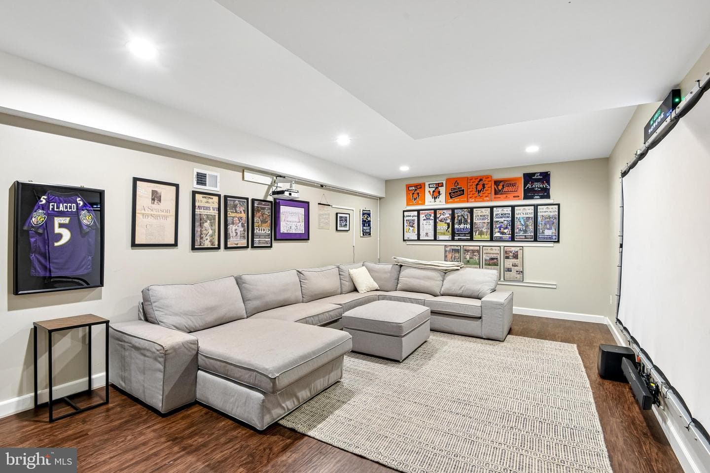 234 Ambleside Drive photo 4