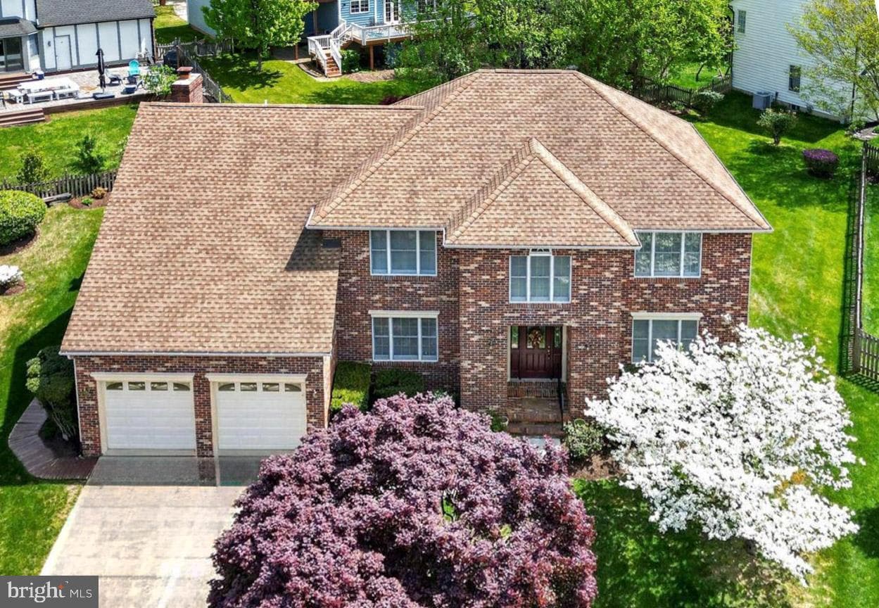 1303 Persimmontree Court photo 1