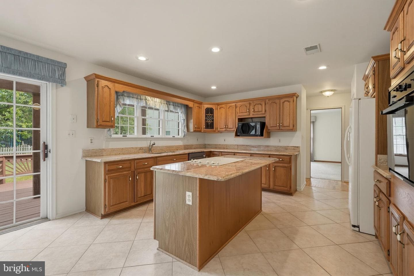 1303 Persimmontree Court photo 11
