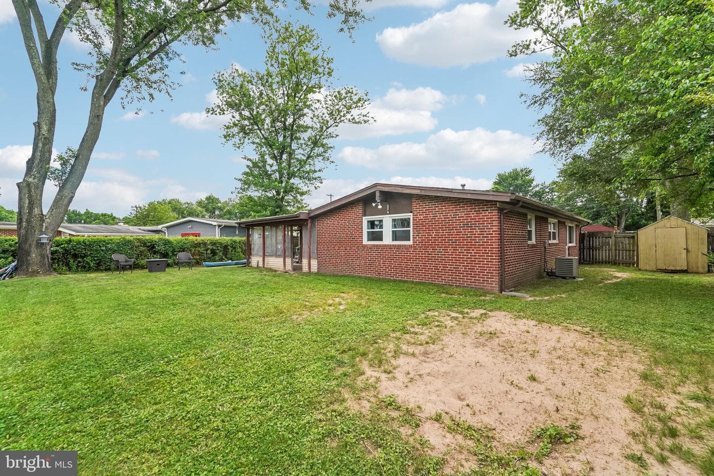 1203 Cathedral Dr photo 24