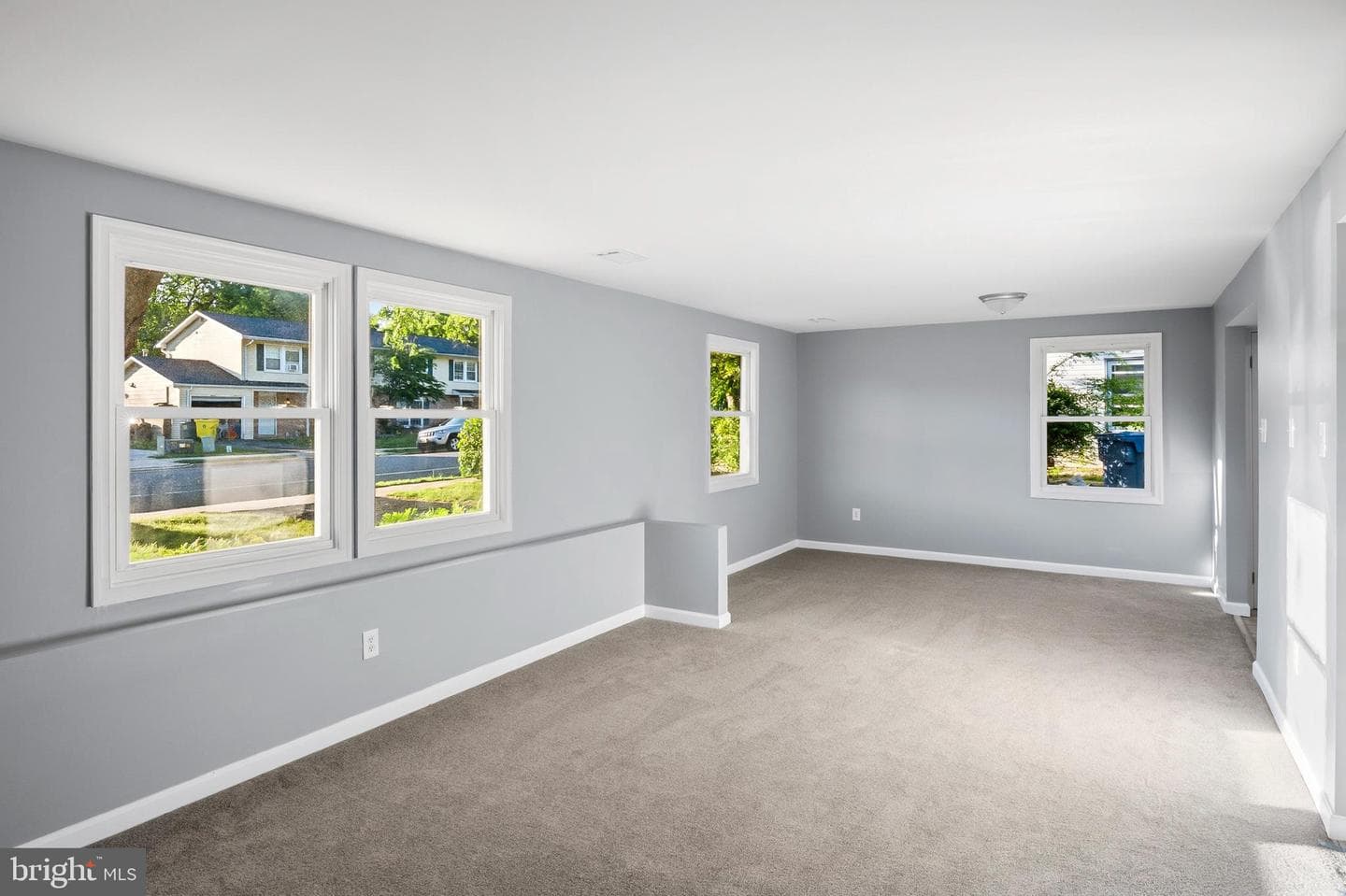 657 Chapelgate Drive photo 5