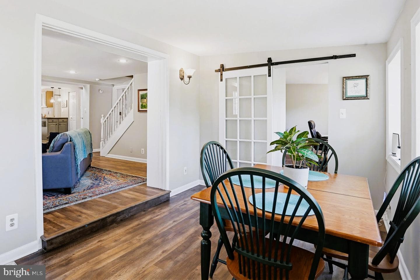 601 Riverside Drive photo 9