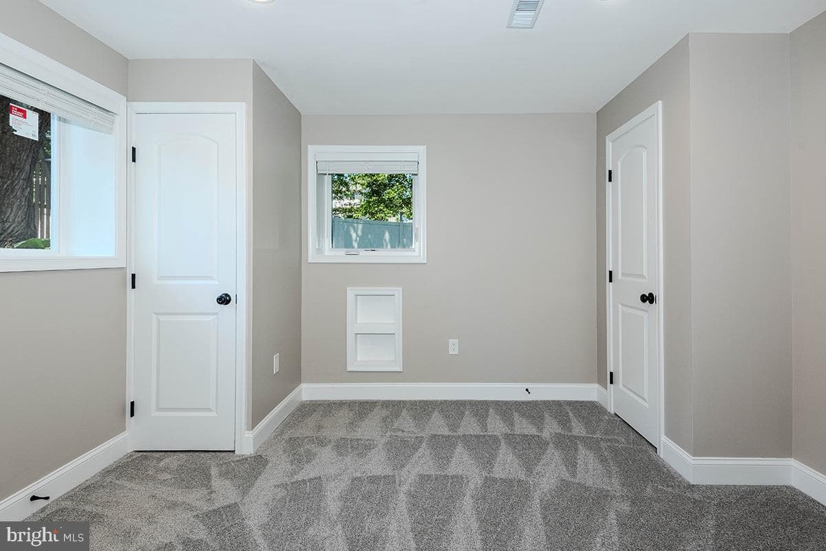 7730 Middlegate Court photo 36