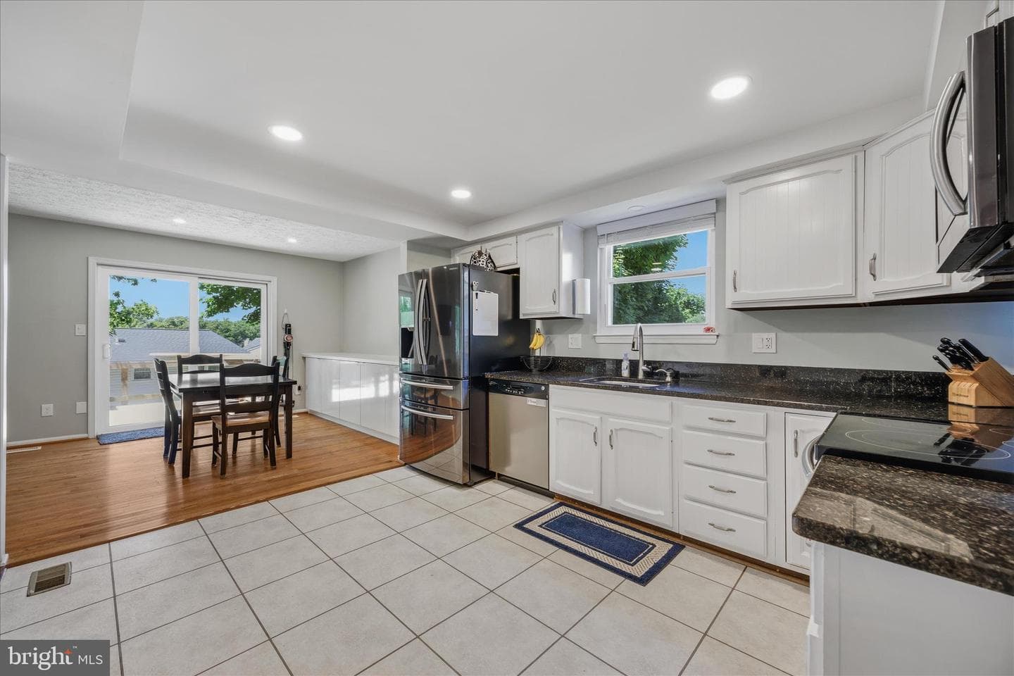 944 Aqua Court photo 13