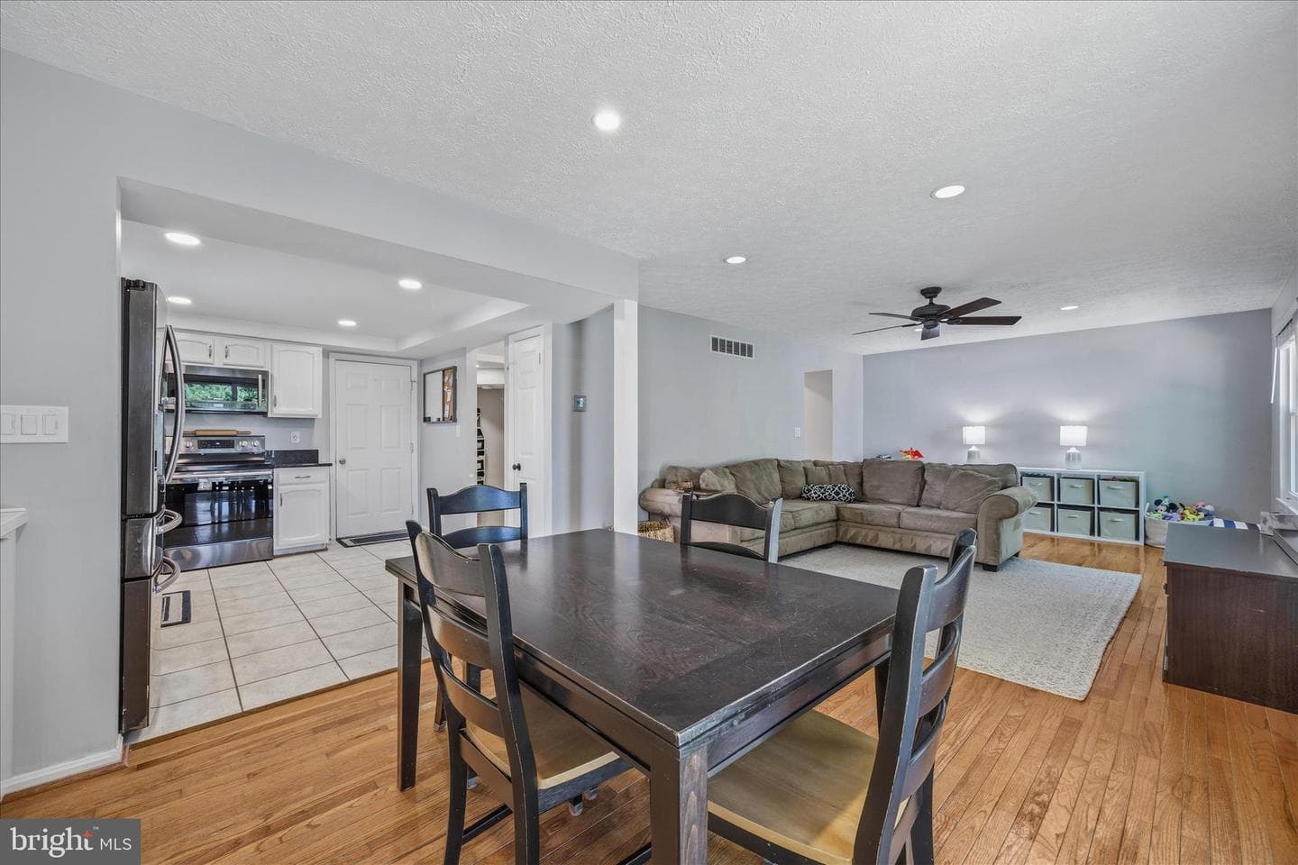 944 Aqua Court photo 9