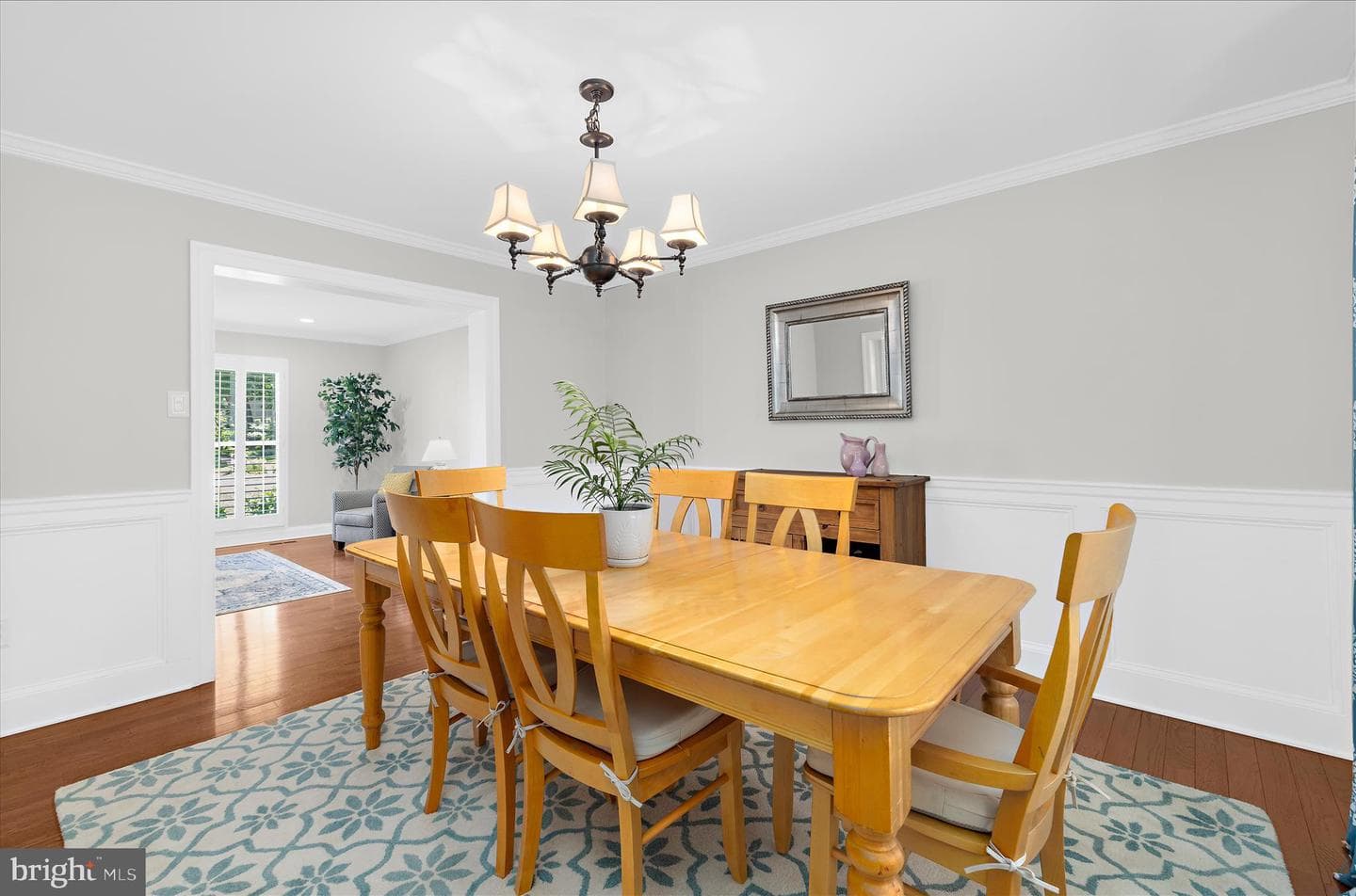 406 Honeywood Court photo 9