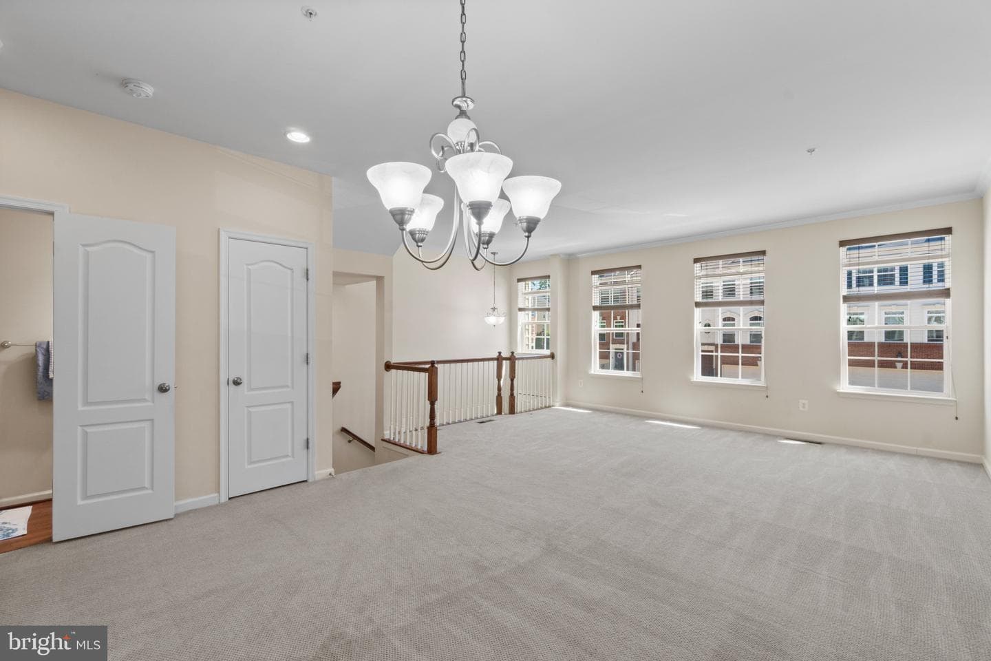 722 Hidden Oak photo 10