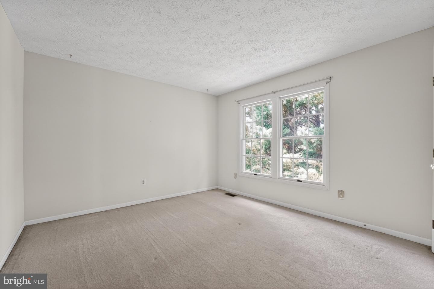 8204 Elkwood Court photo 15