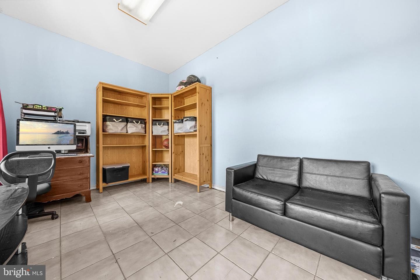907 Golden Eye Court photo 20