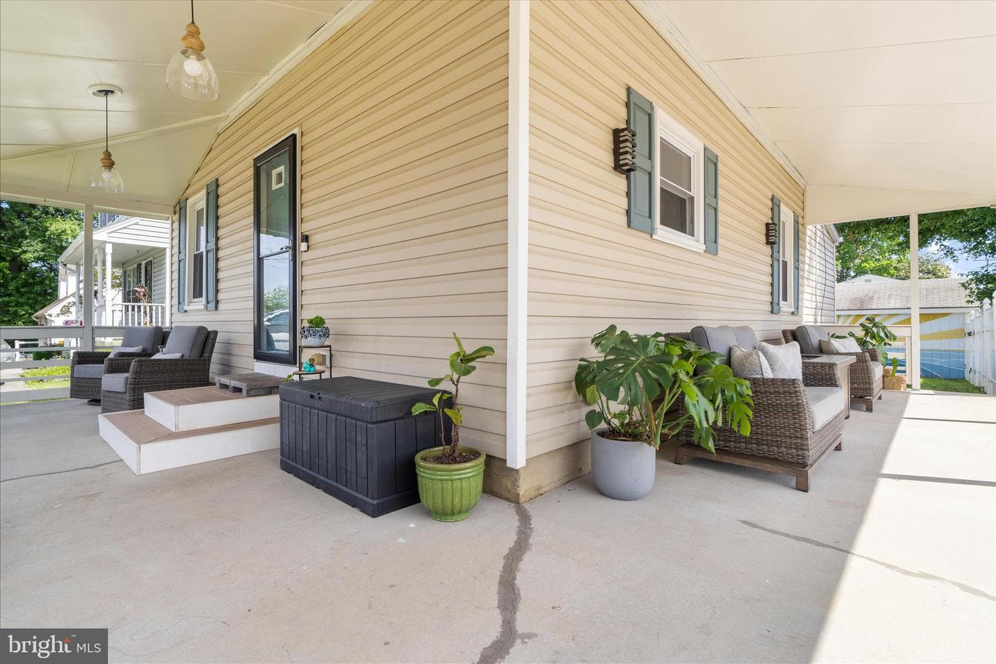 7825 Bridge Drive photo 9