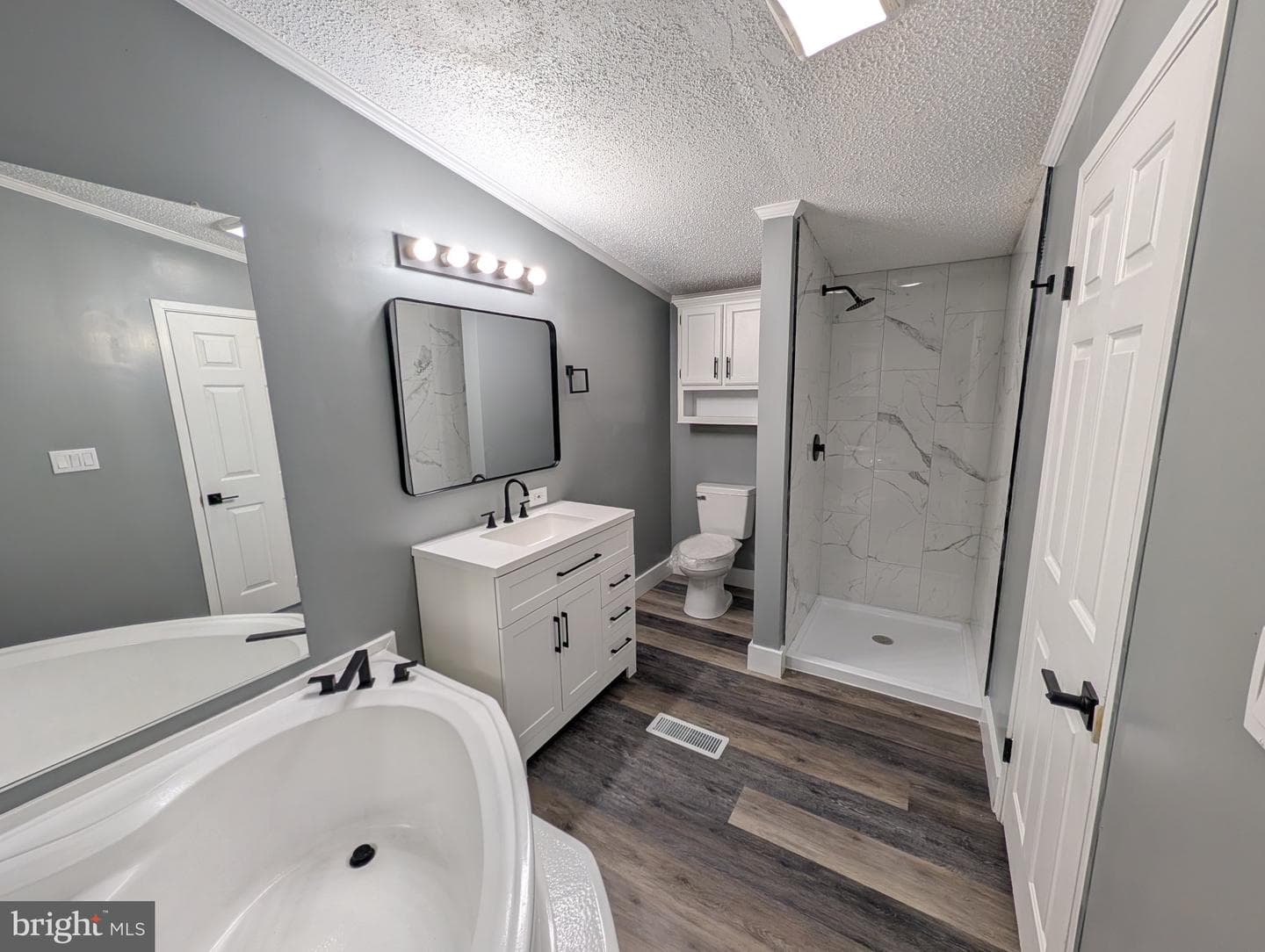 4745 Flanders Lane #h photo 7