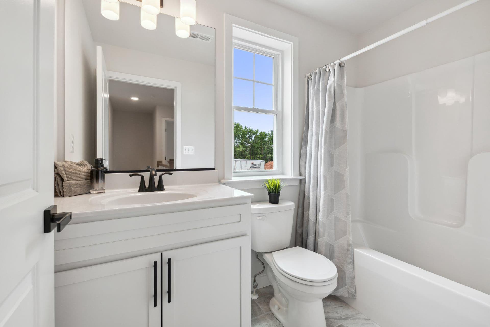 1003 Henry Avenue photo 15